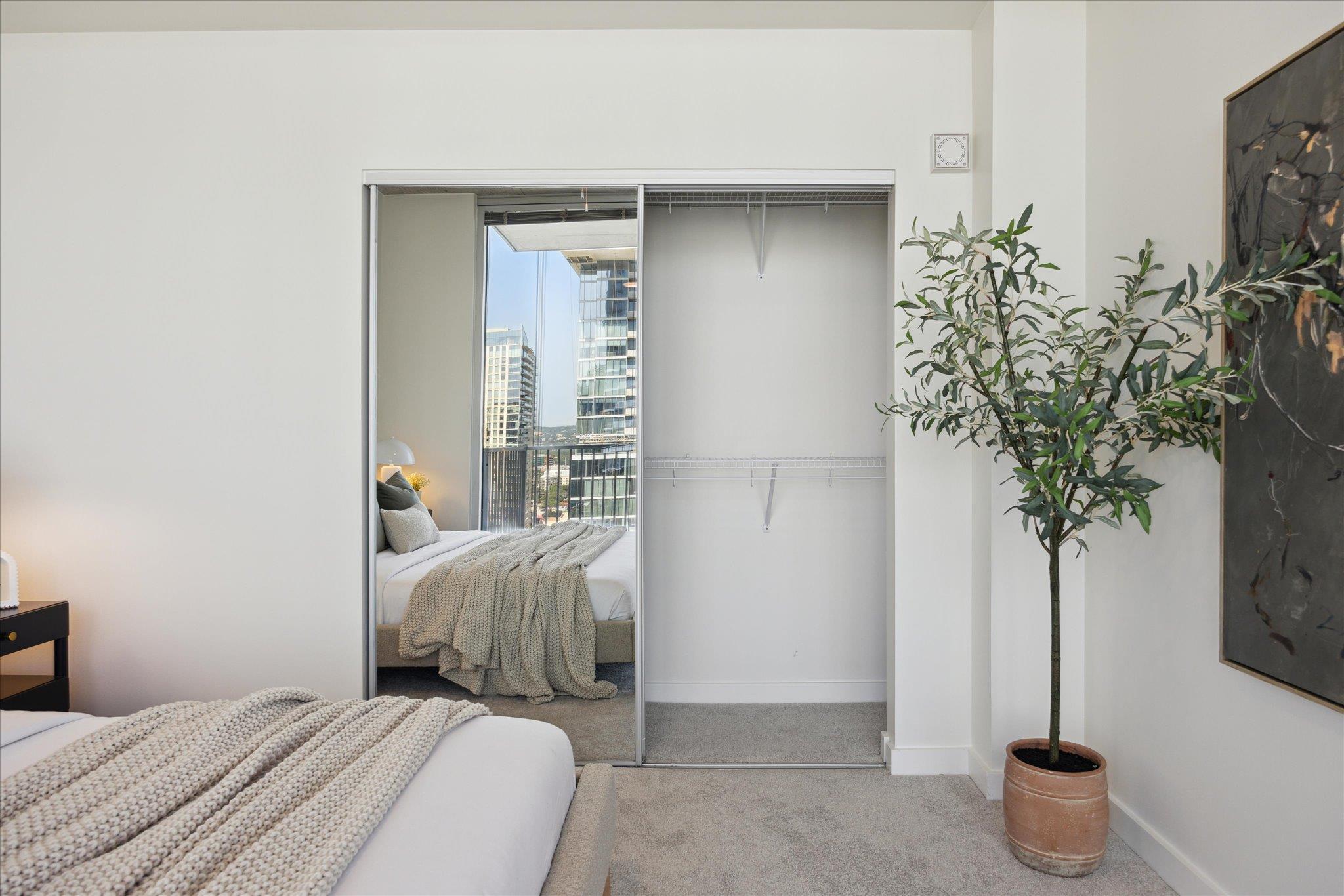 360 Nueces St # 2506, Austin, TX 78701