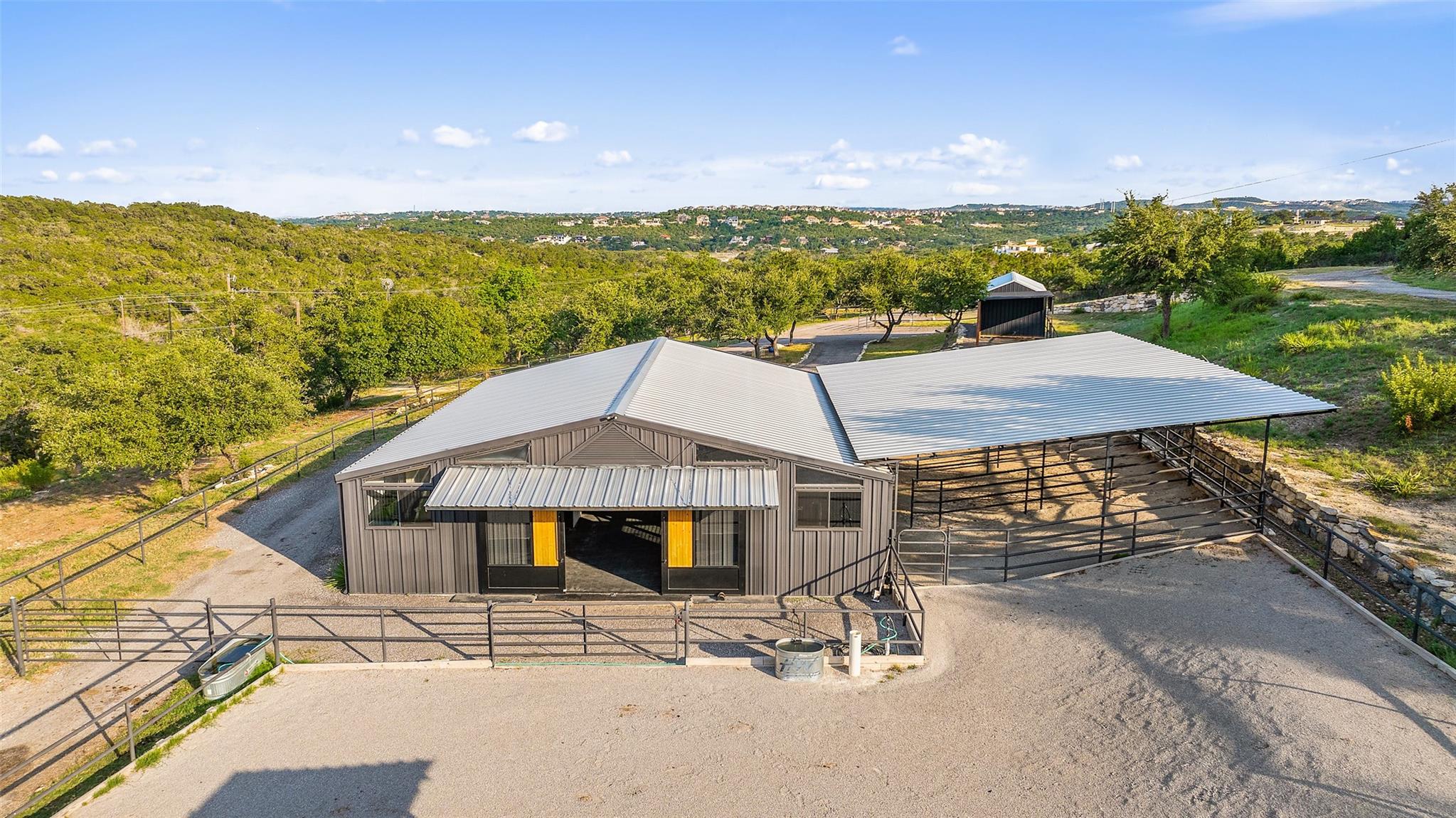 2412 Bee Creek Rd, Spicewood, TX 78669