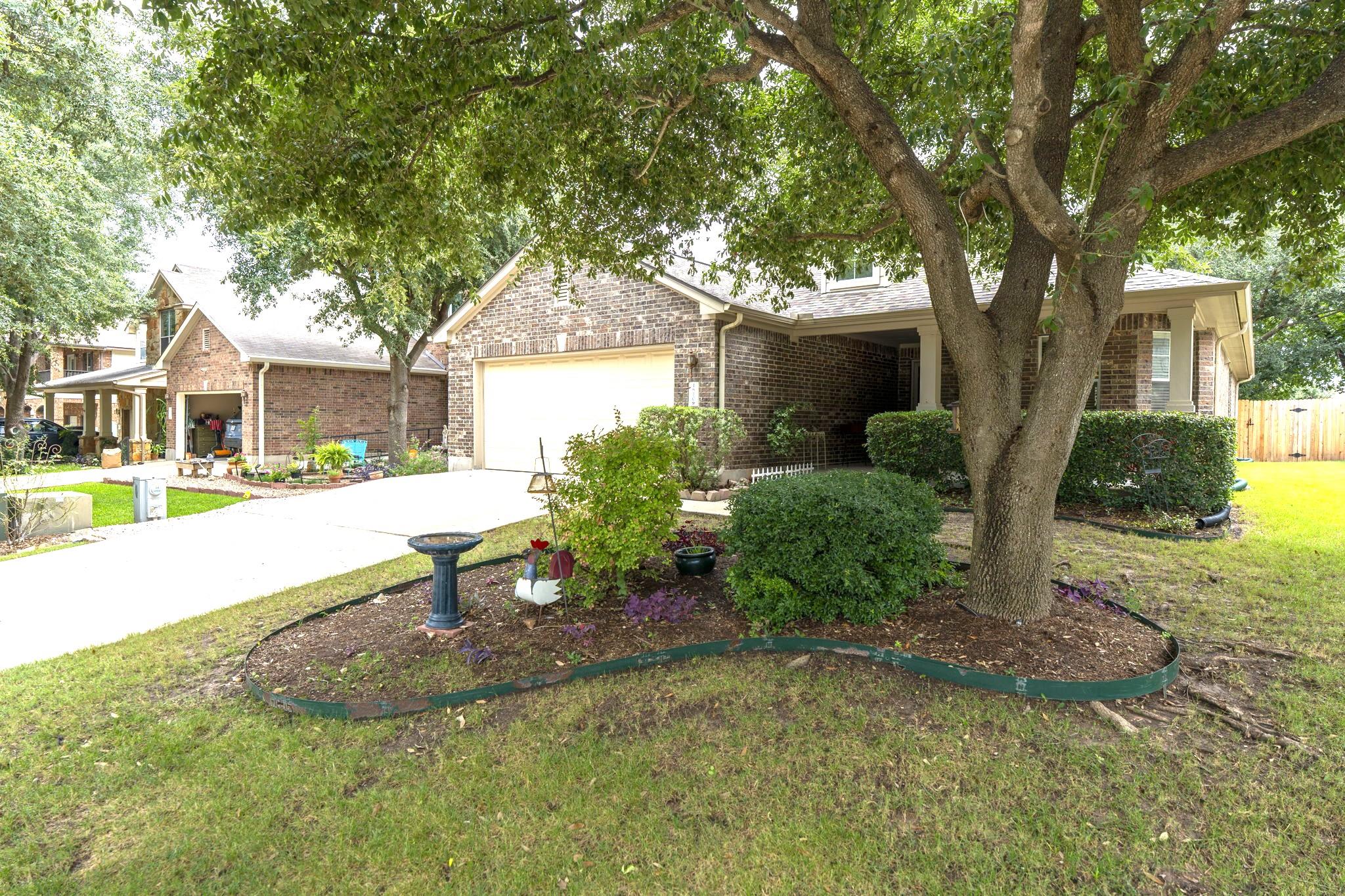 1610 Coldwater Holw, Buda, TX 78610