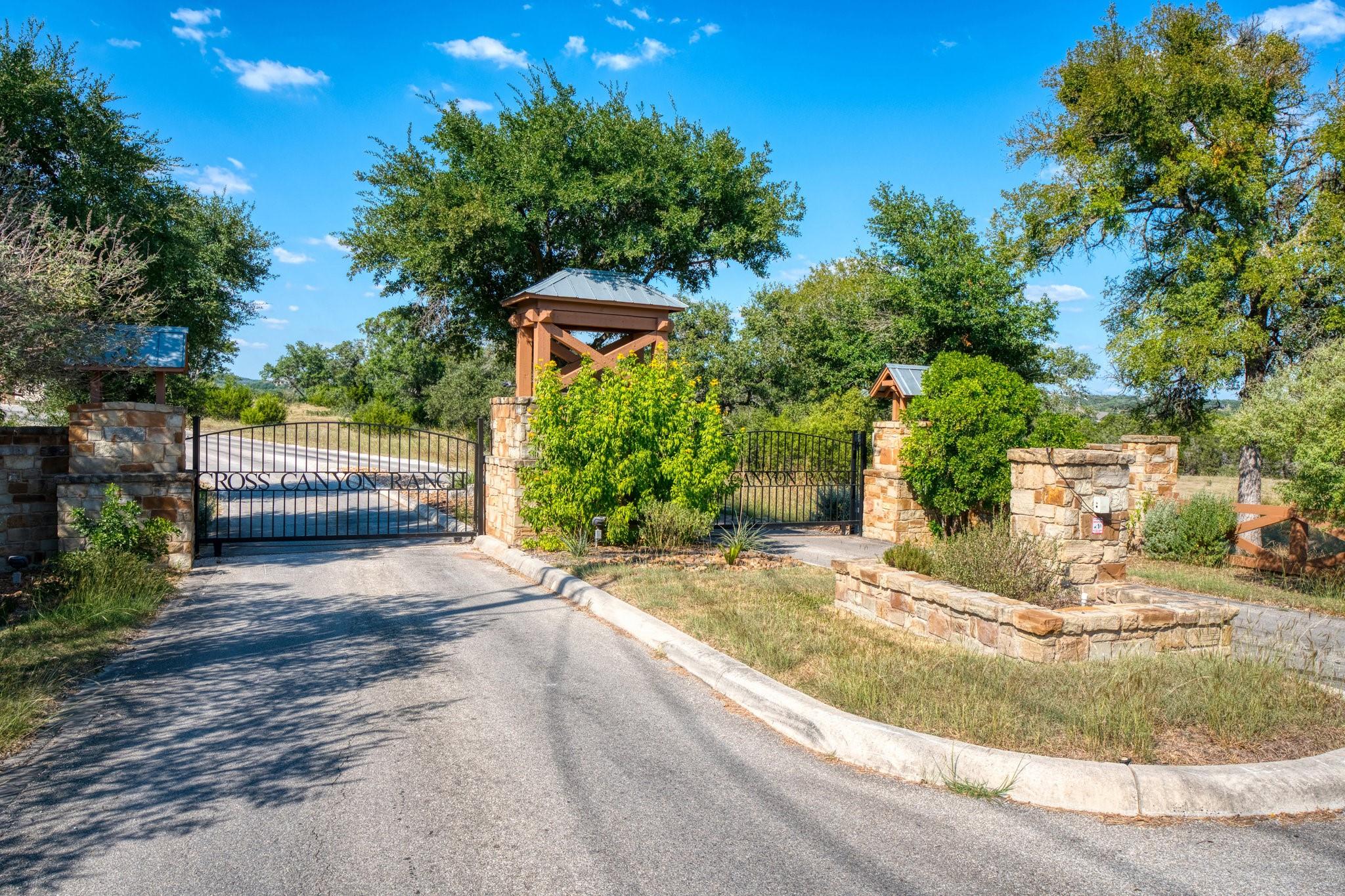 1 Pattys Way, Spring Branch, TX 78070