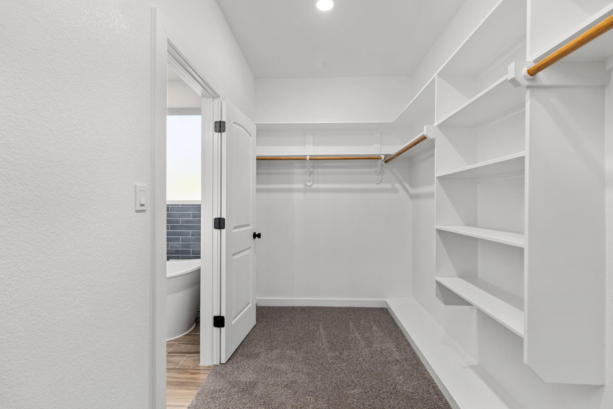 107 Onini Ct, Bastrop, TX 78602