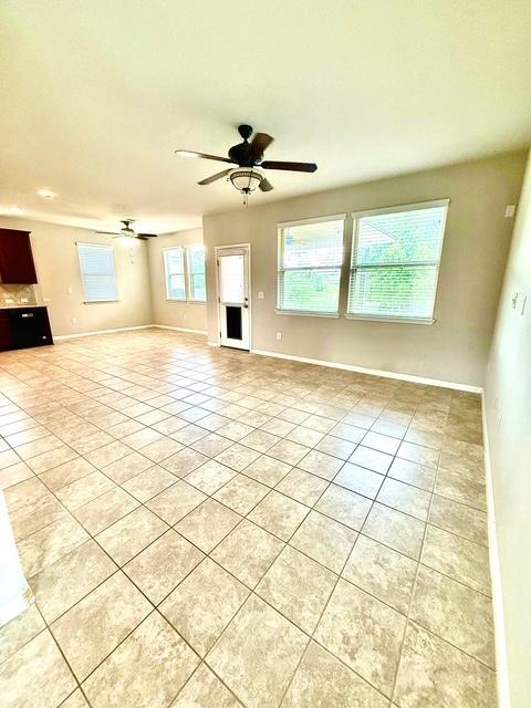 325 Eagle Brook Ln, Buda, TX 78610