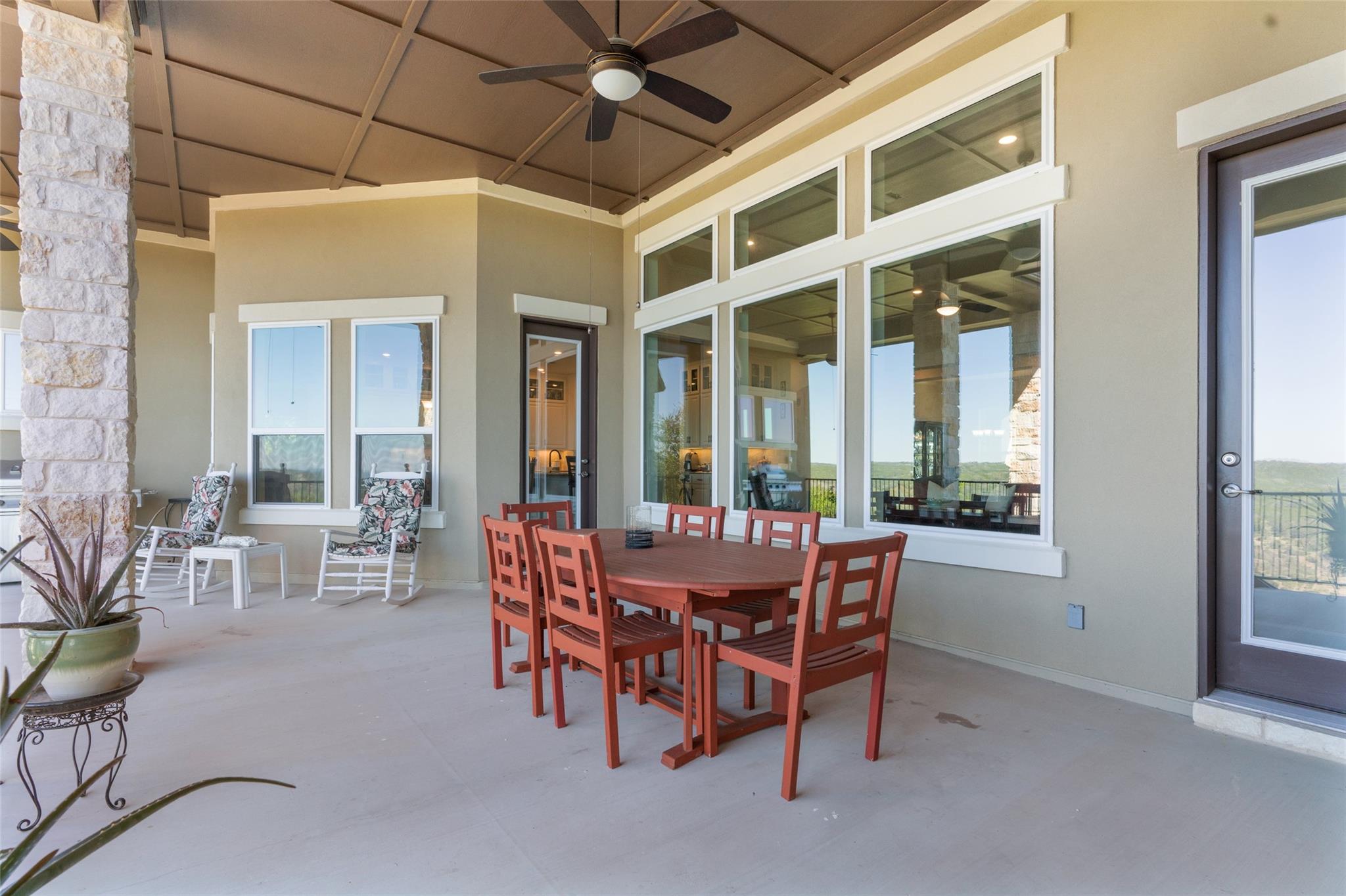 235 Chestnut Xing, Burnet, TX 78611