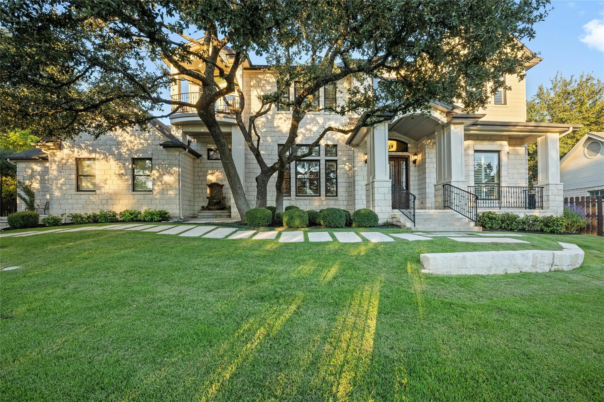 604 FLAMINGO Cv, Lakeway, TX 78734