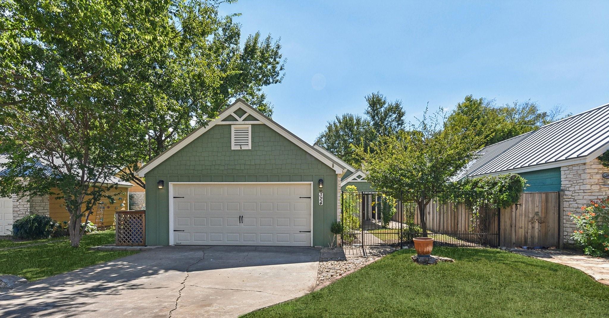 324 Sailmaster St, Lakeway, TX 78734