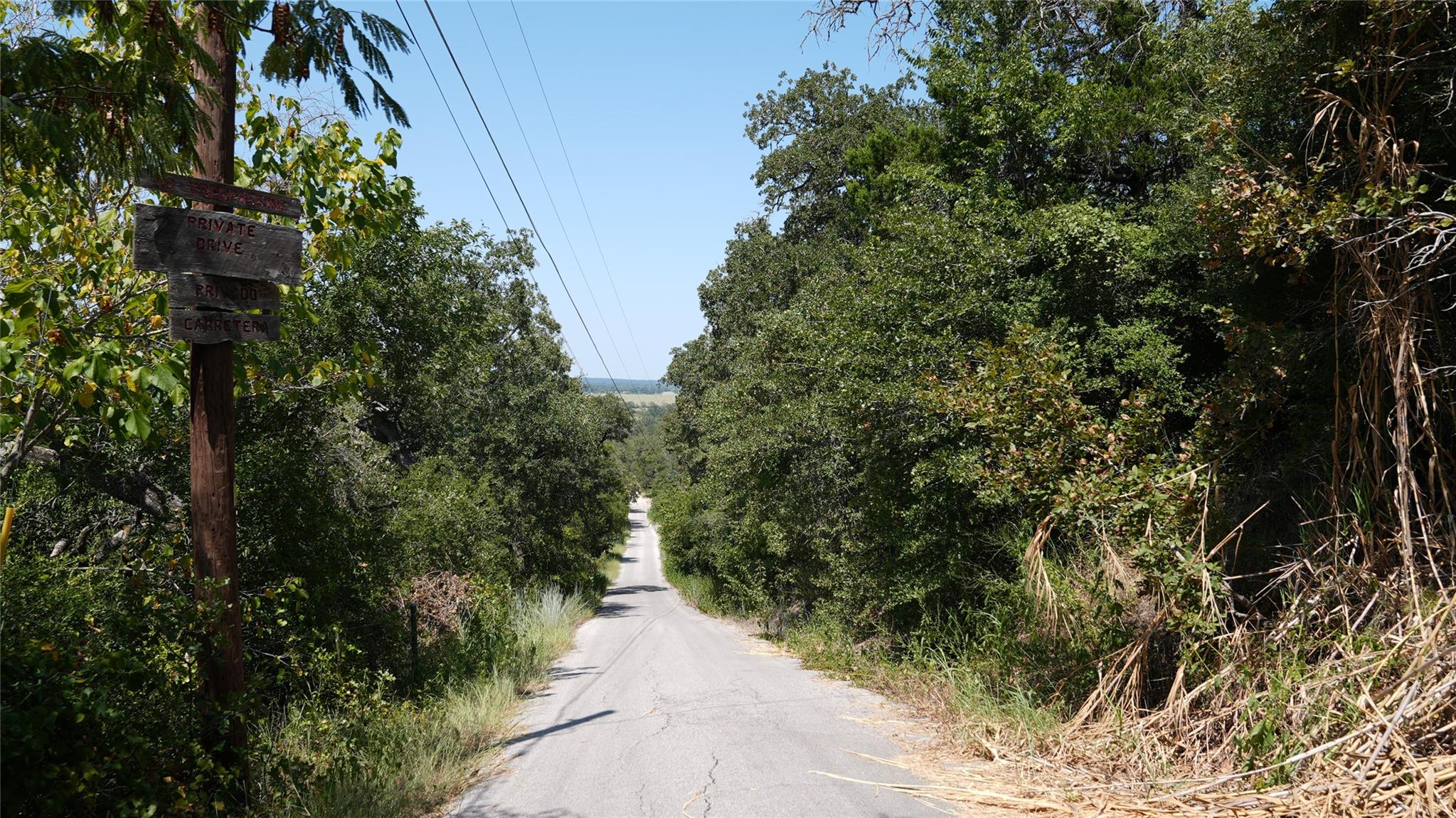 203 River Oaks Dr, Cedar Creek, TX 78612