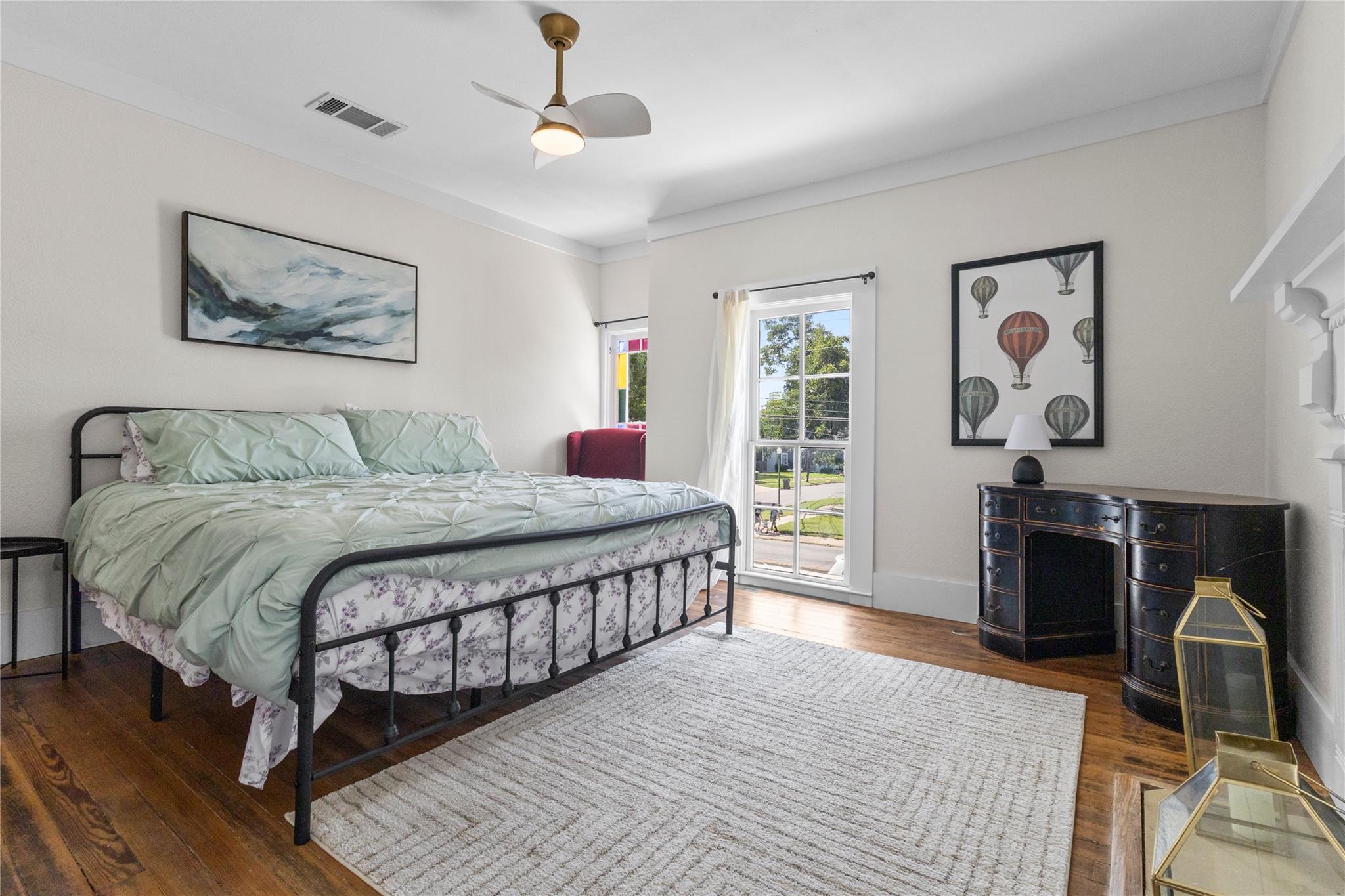 214 W University Ave, Georgetown, TX 78626