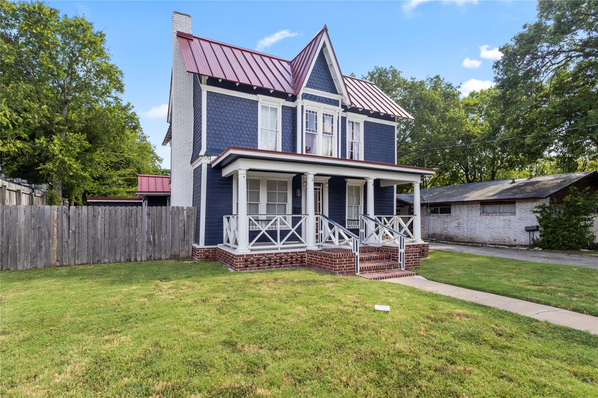 214 W University Ave, Georgetown, TX 78626