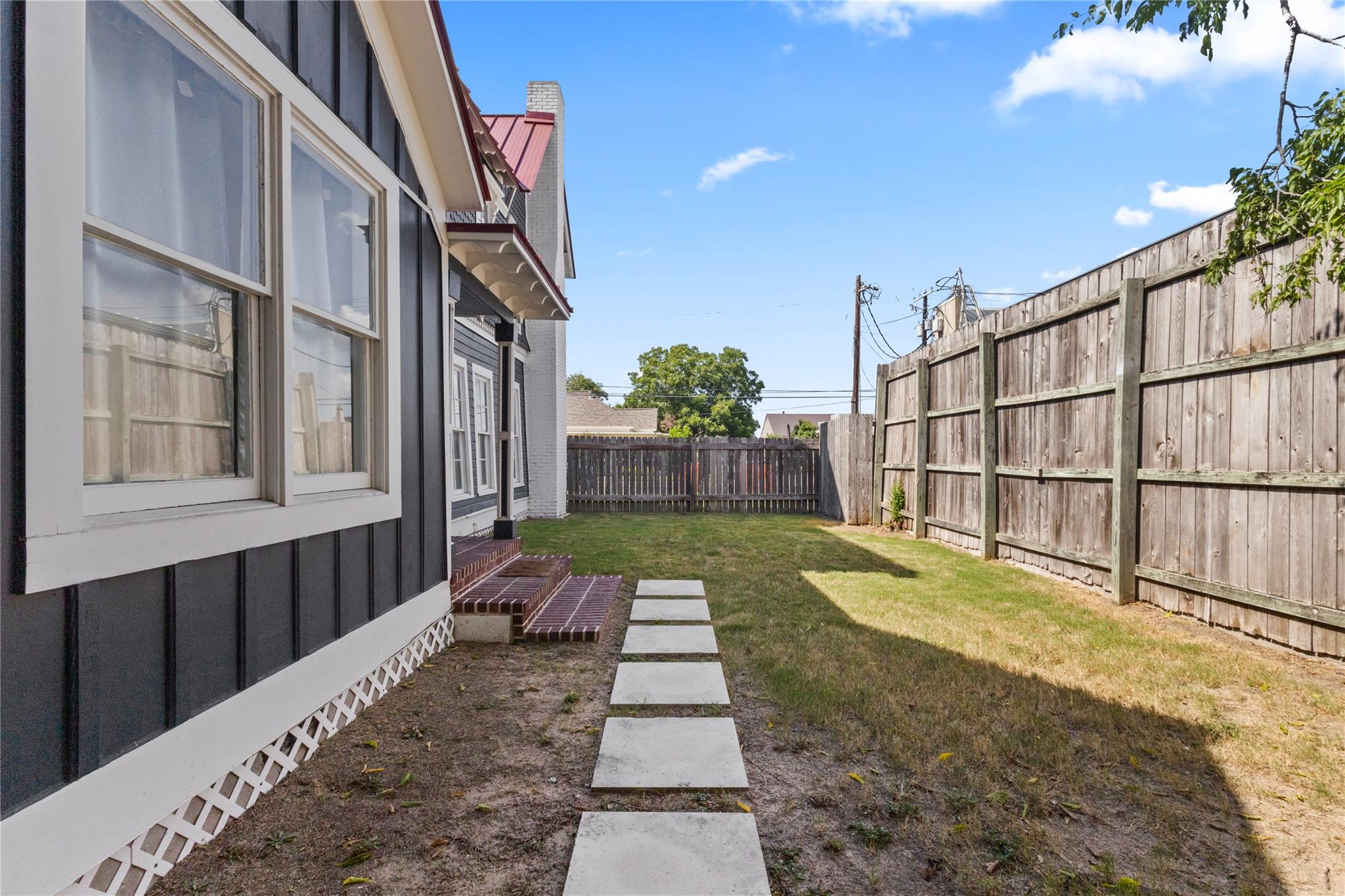 214 W University Ave, Georgetown, TX 78626