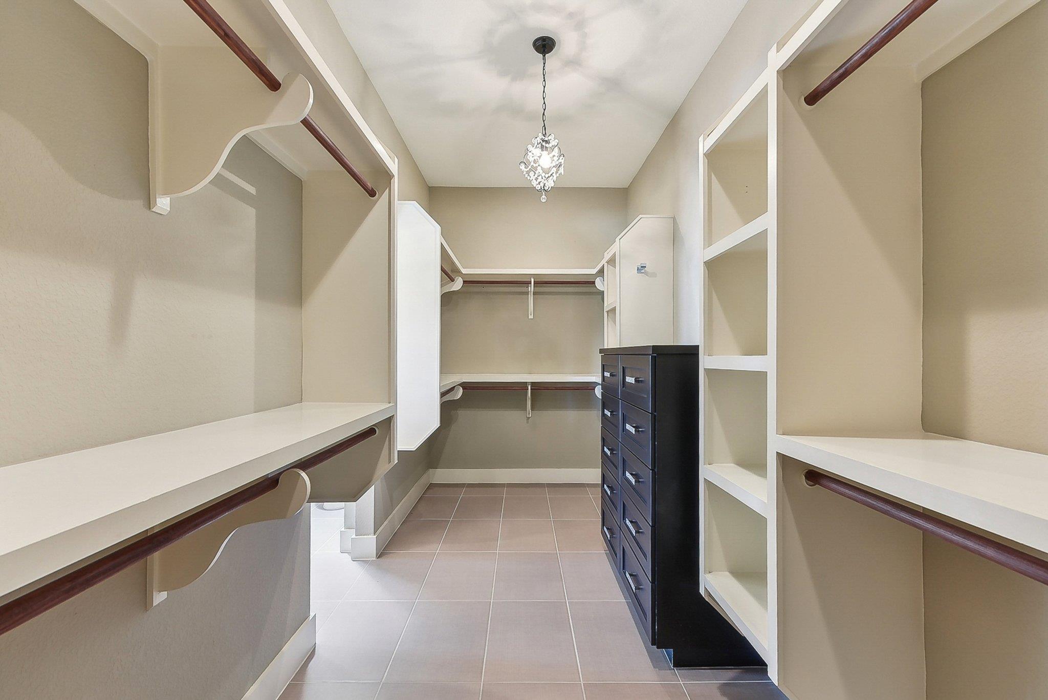 1612 Watercliffe Dr, Lago Vista, TX 78645