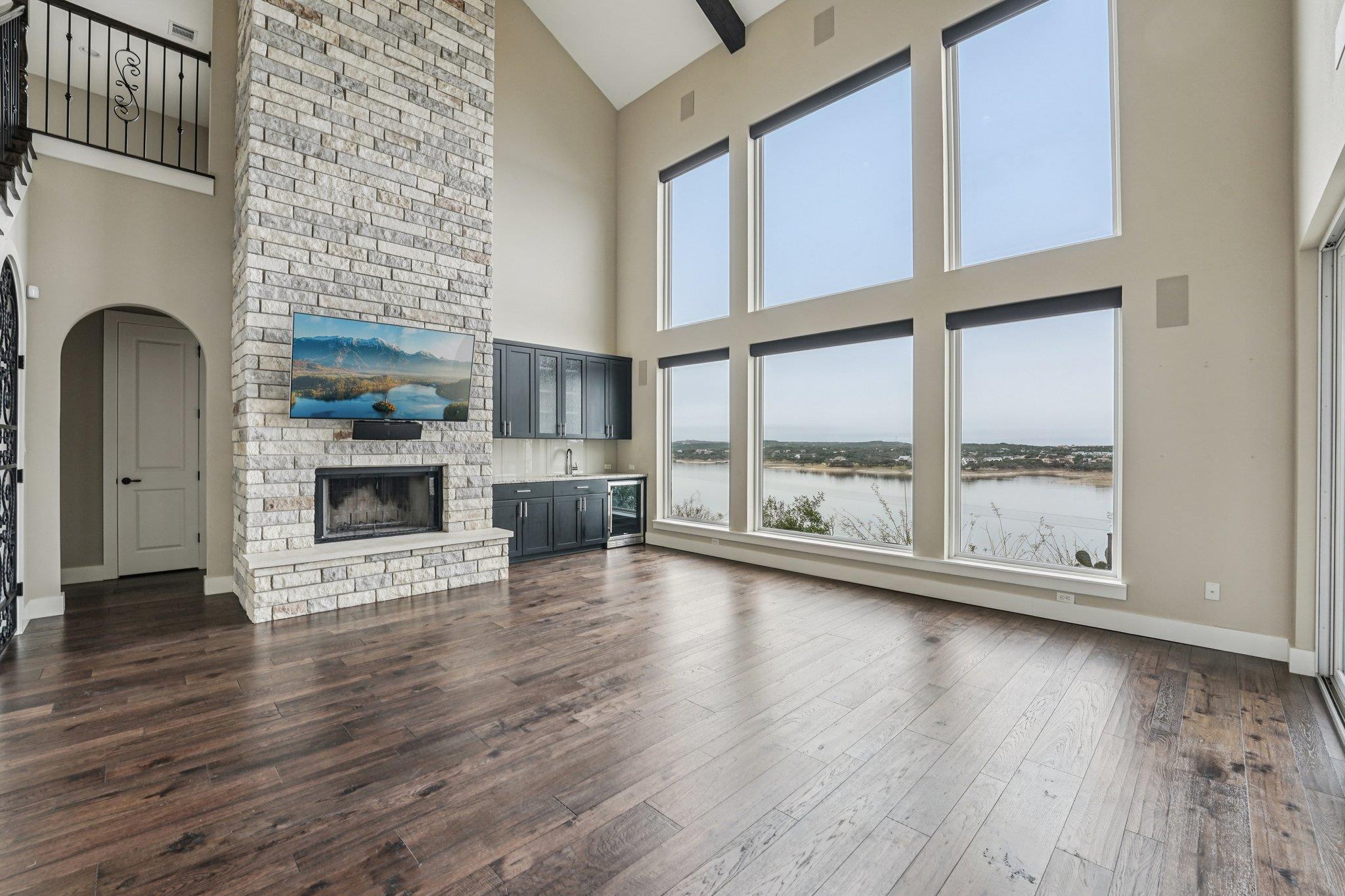 1612 Watercliffe Dr, Lago Vista, TX 78645