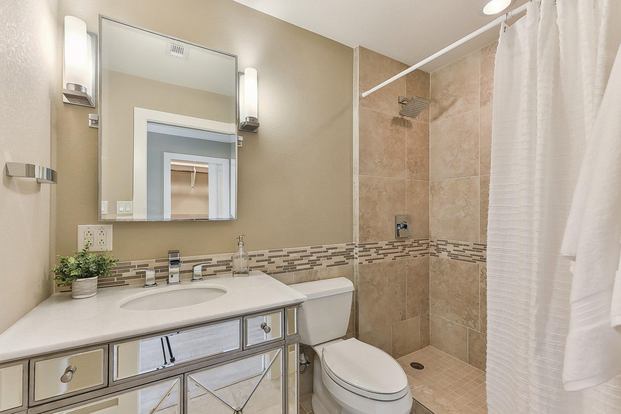 1612 Watercliffe Dr, Lago Vista, TX 78645