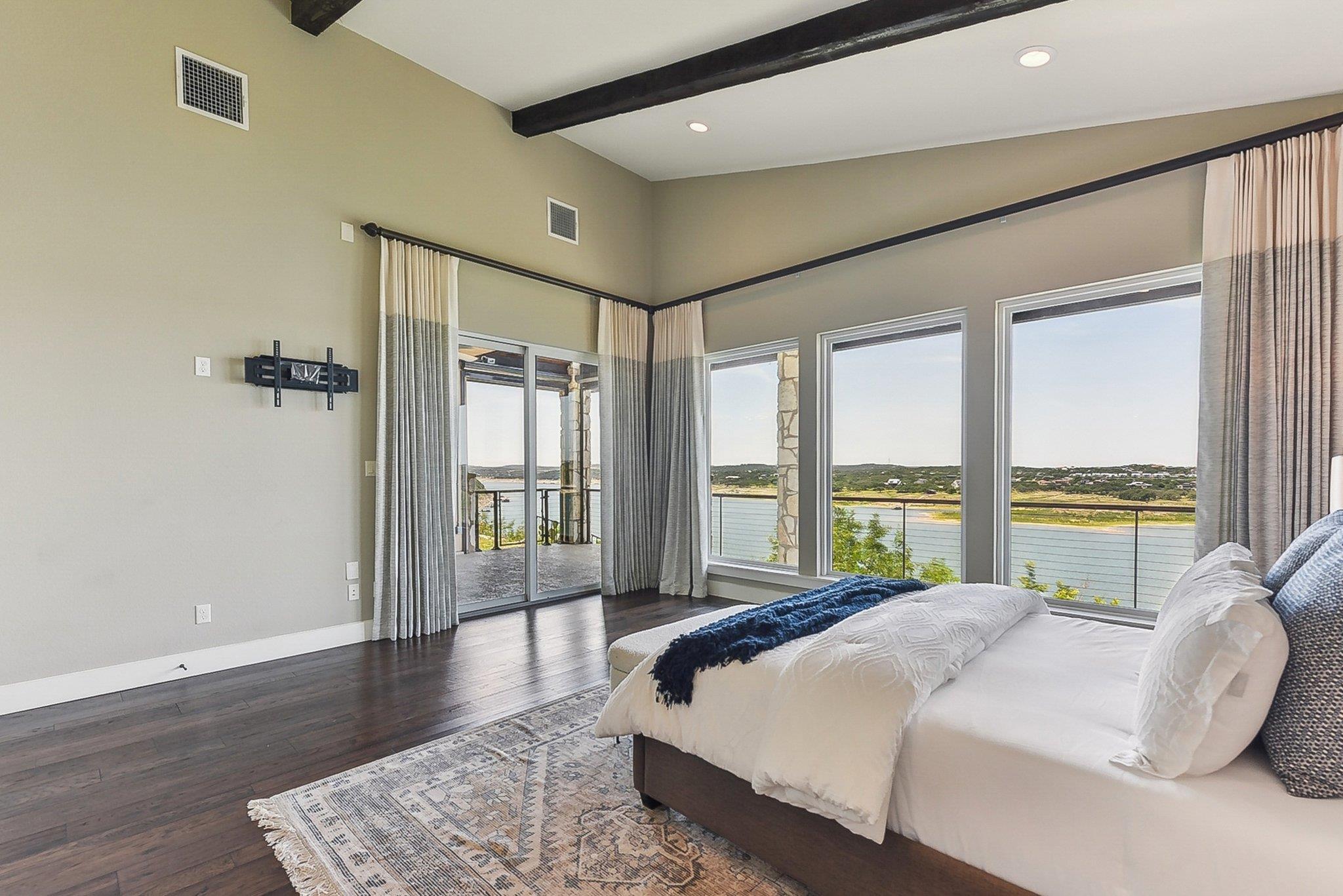 1612 Watercliffe Dr, Lago Vista, TX 78645