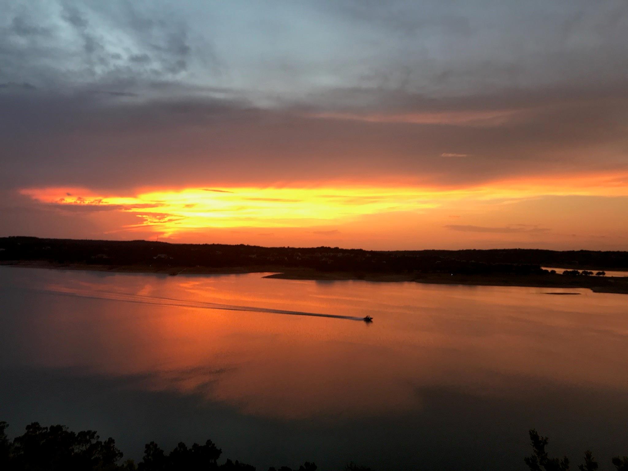 1612 Watercliffe Dr, Lago Vista, TX 78645