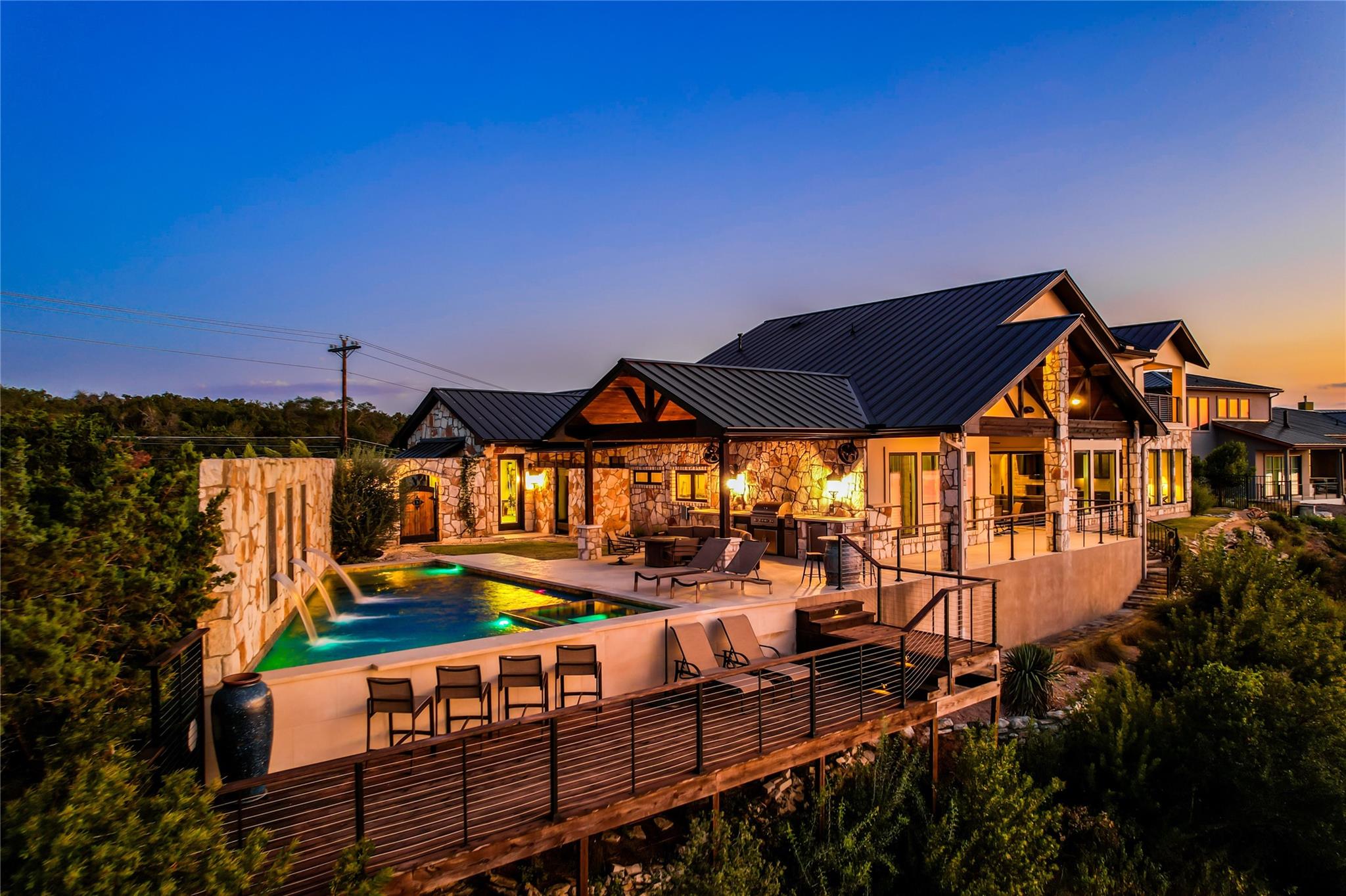 1612 Watercliffe Dr, Lago Vista, TX 78645