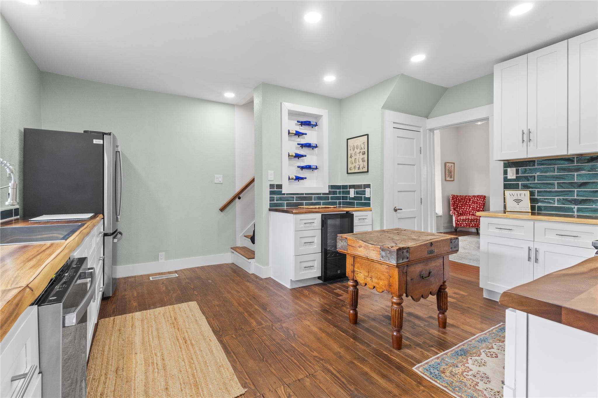 214 W University Ave, Georgetown, TX 78626