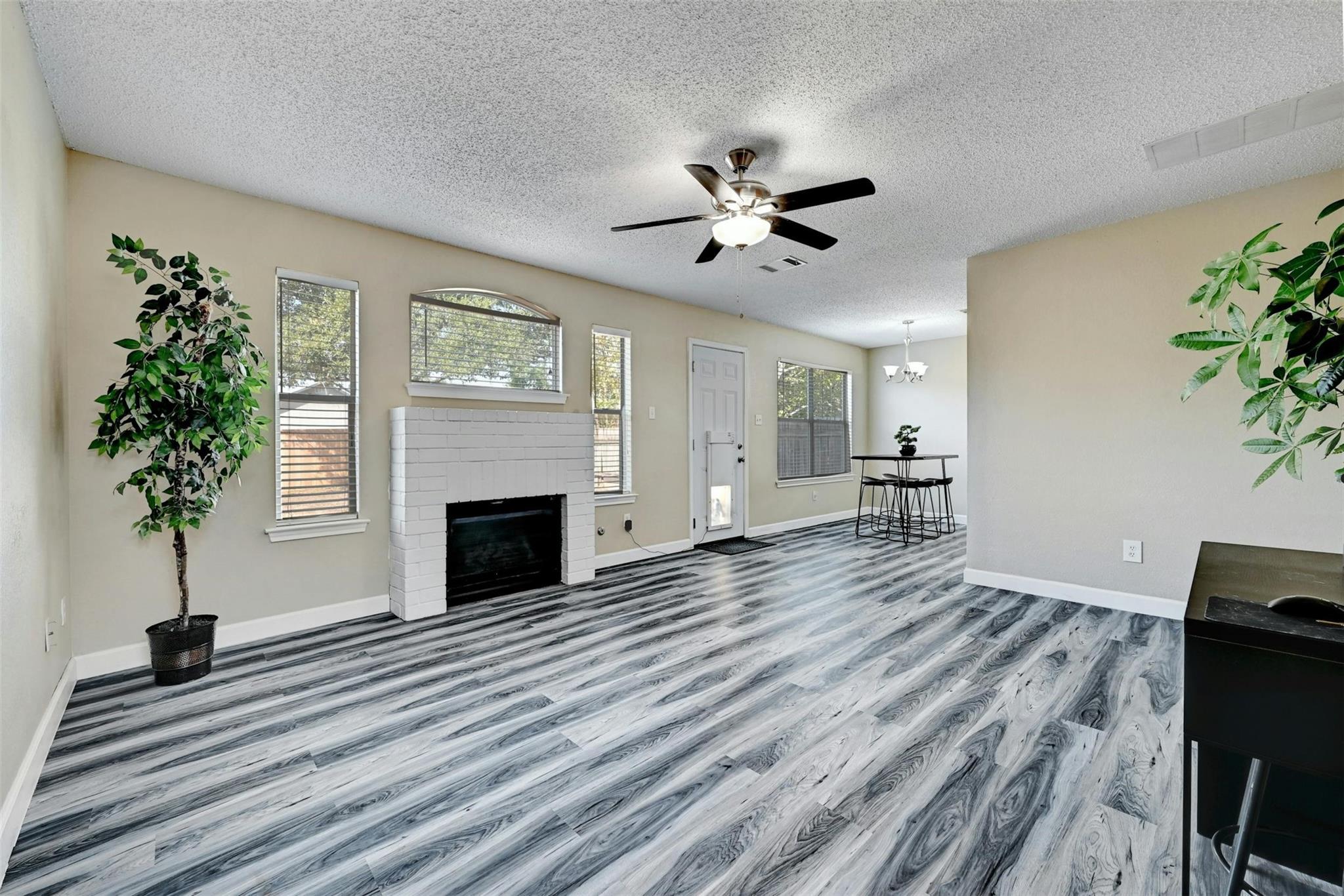 1605 Lantern Light Dr, Round Rock, TX 78681