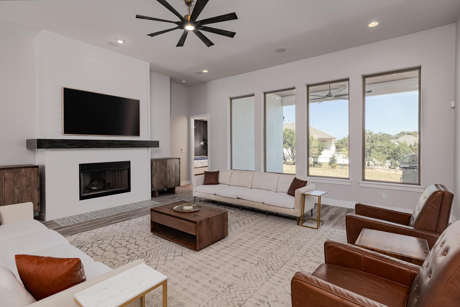 501 Francis Ct, Liberty Hill, TX 78642