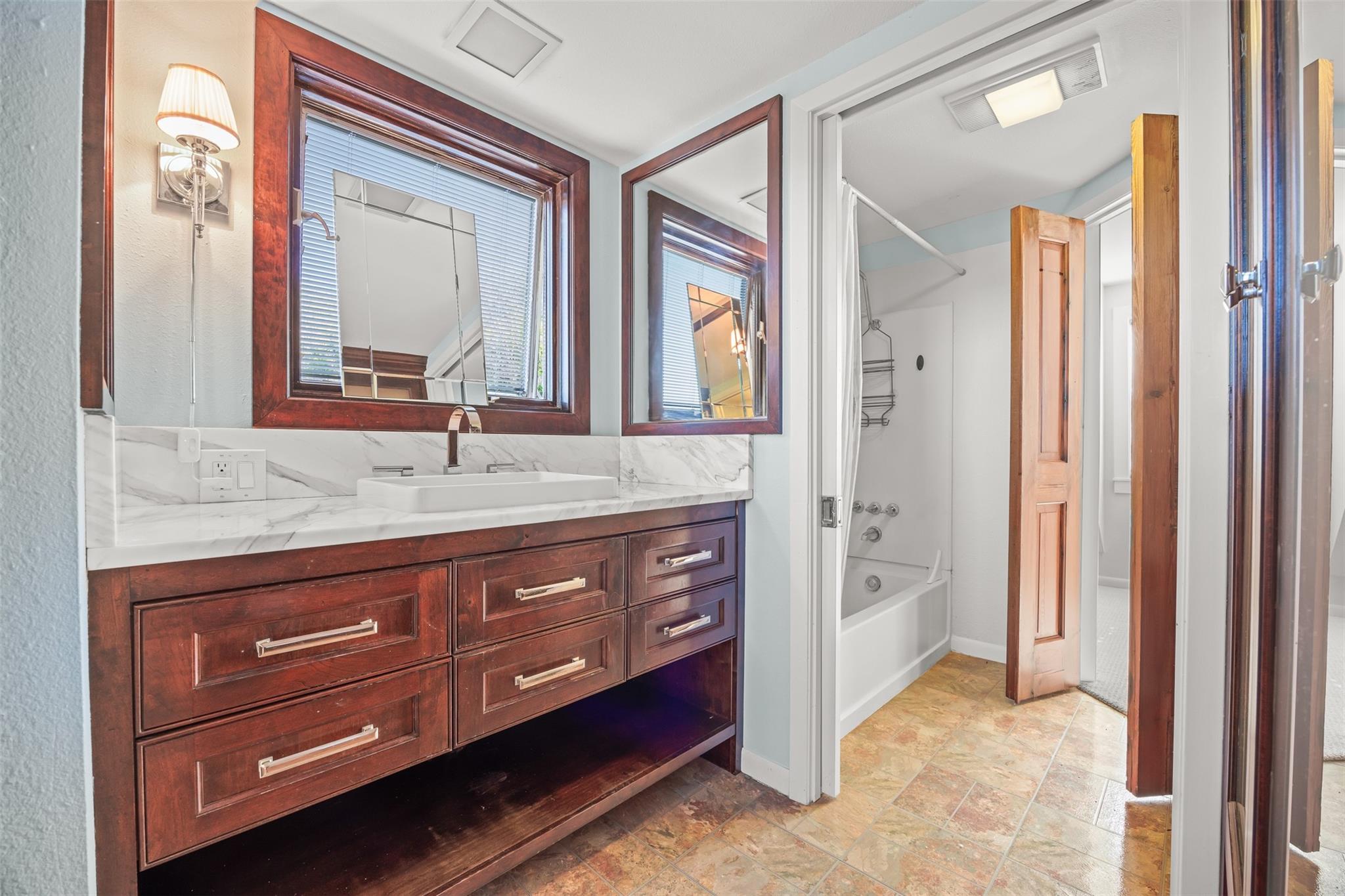 182 Belle Dr, Wimberley, TX 78676