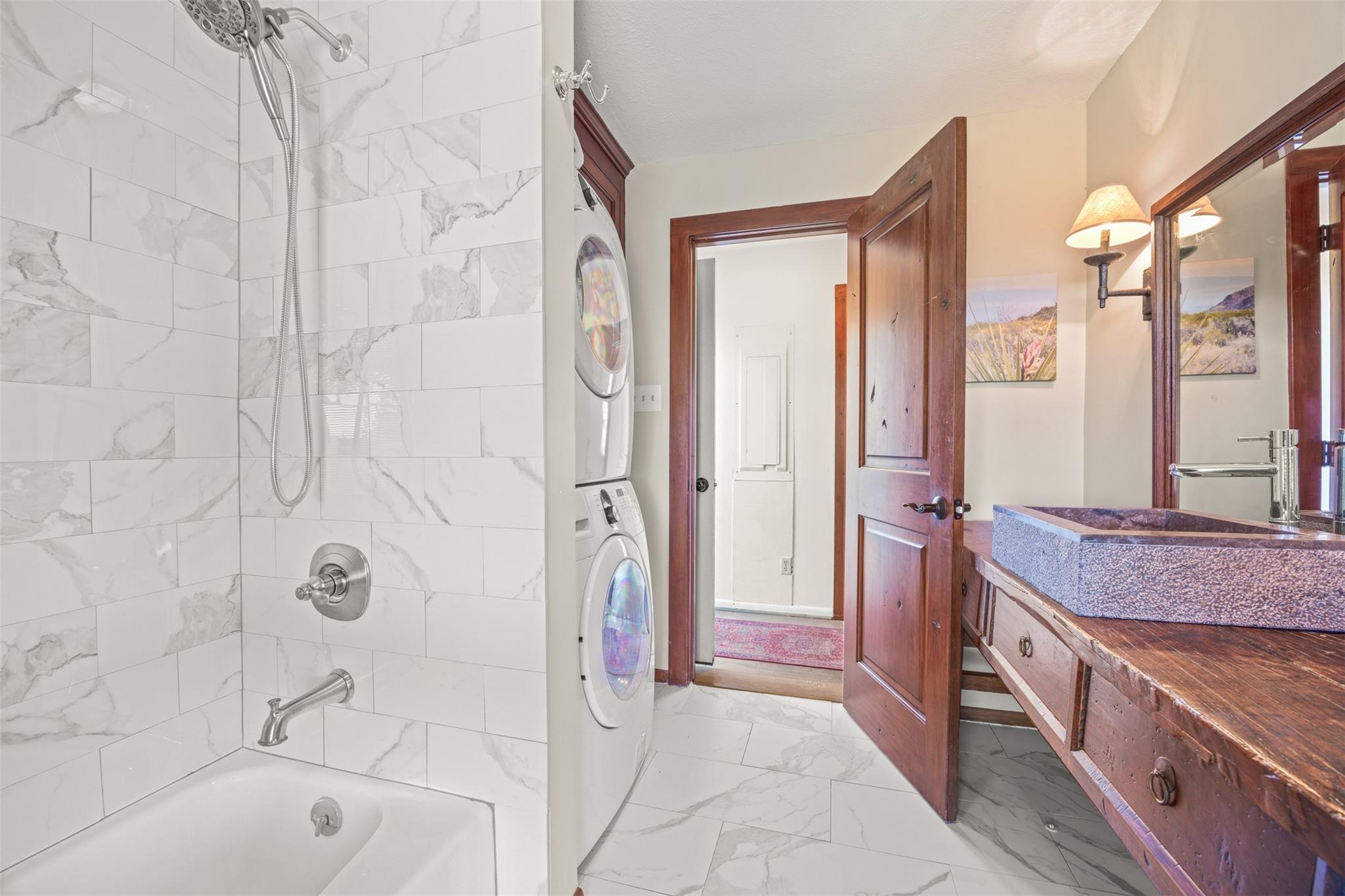 182 Belle Dr, Wimberley, TX 78676