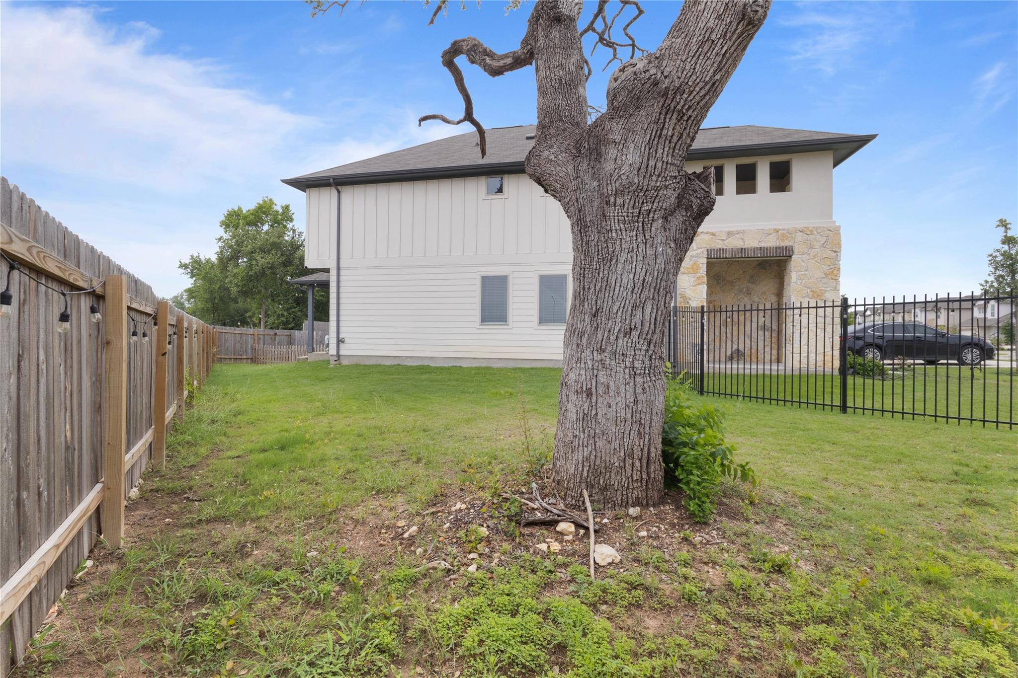 180 Macarthur Dr, Leander, TX 78641