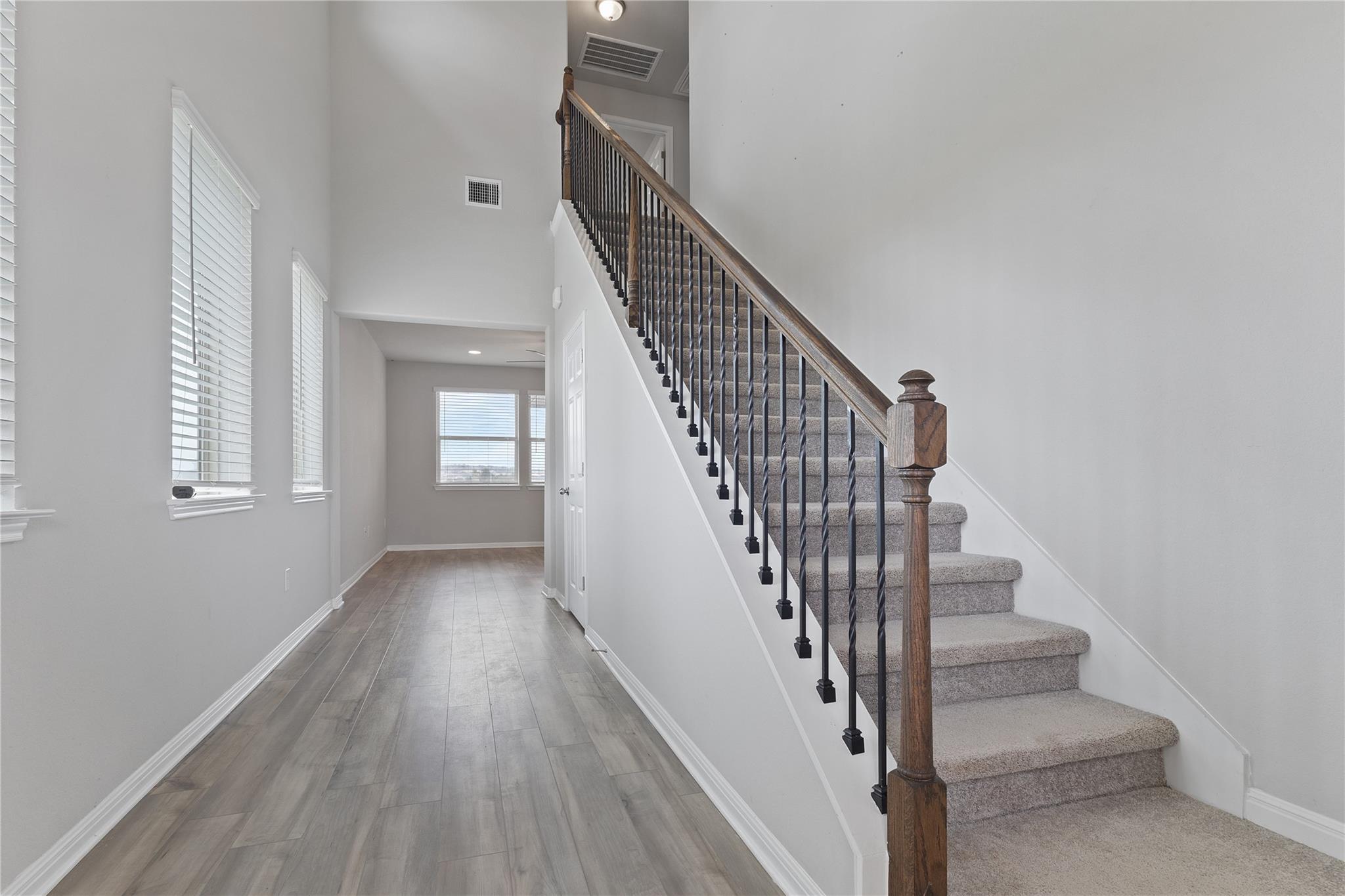 180 Macarthur Dr, Leander, TX 78641