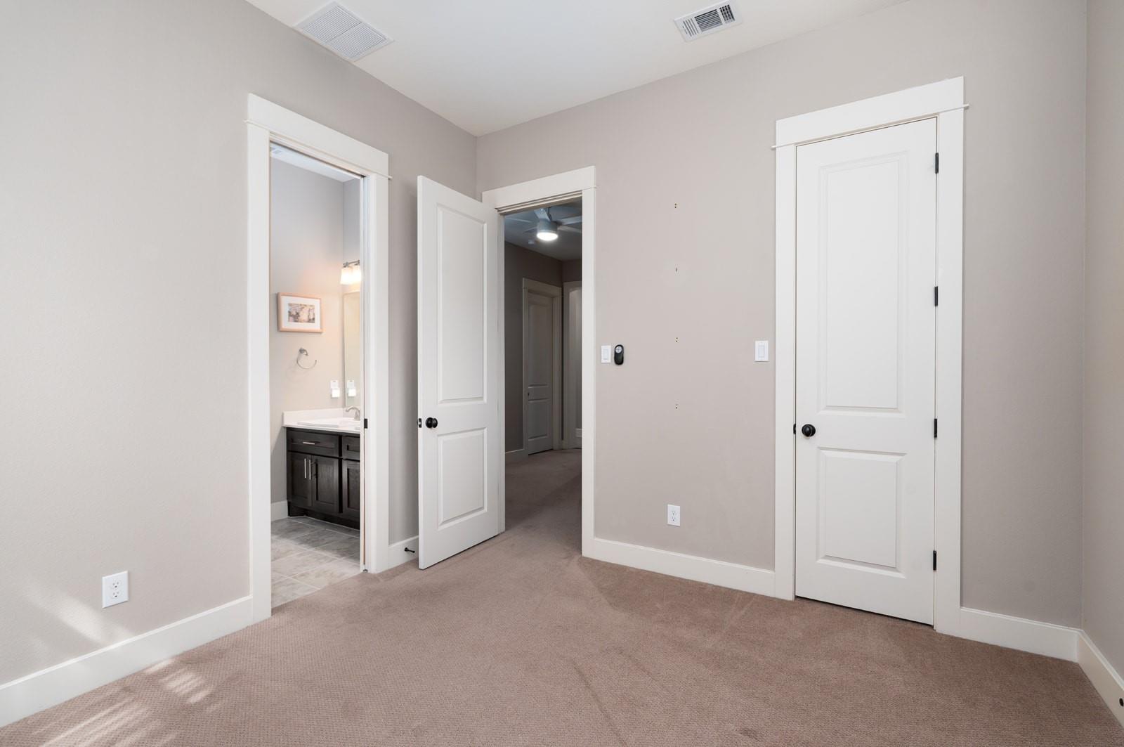 2204 Lindell Ave, Austin, TX 78704