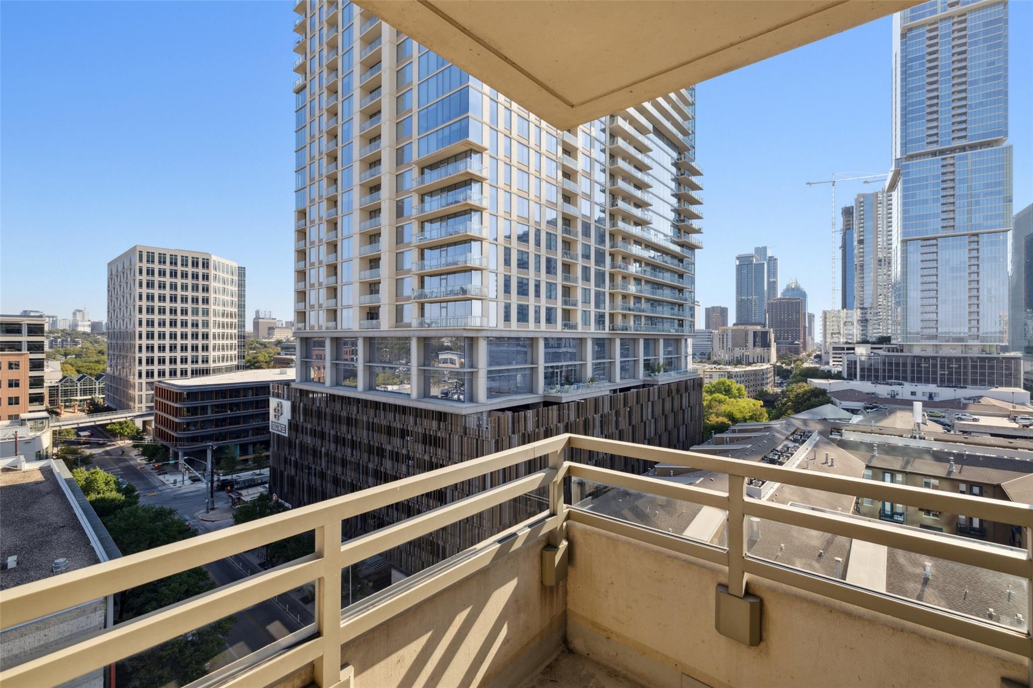 300 Bowie St # 1101, Austin, TX 78703