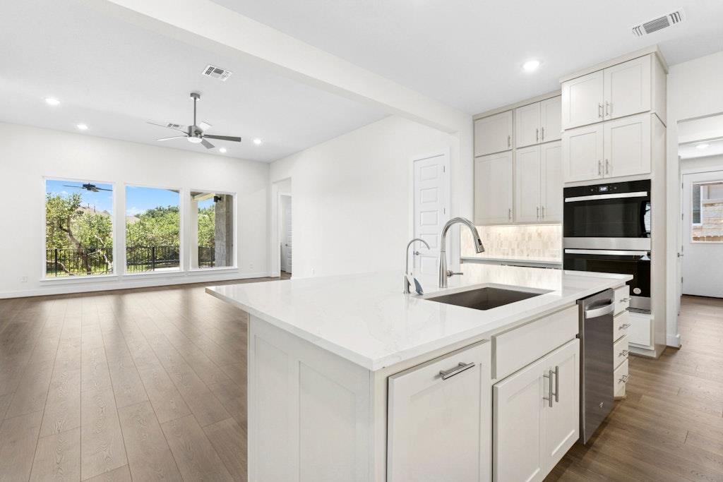 3616 Emerald Lake Path, Georgetown, TX 78628