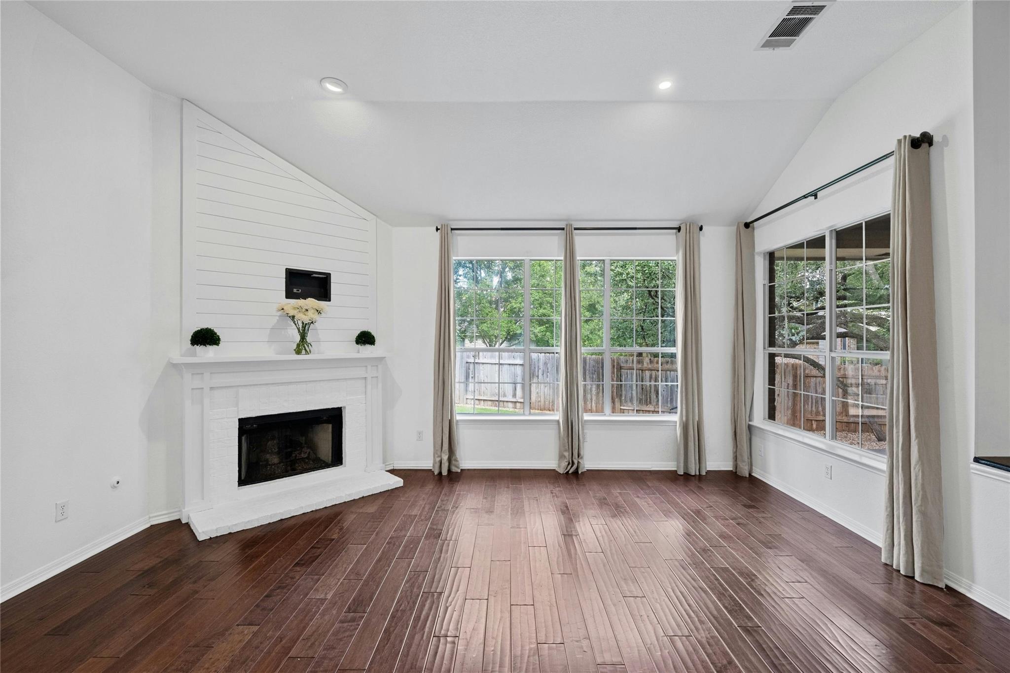 8012 Manitou Springs Ct, Austin, TX 78717