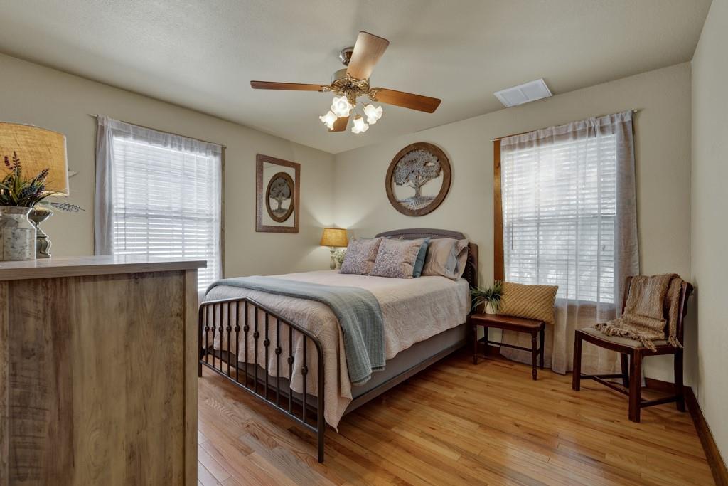 2198 Lakeshore Dr, Canyon Lake, TX 78133