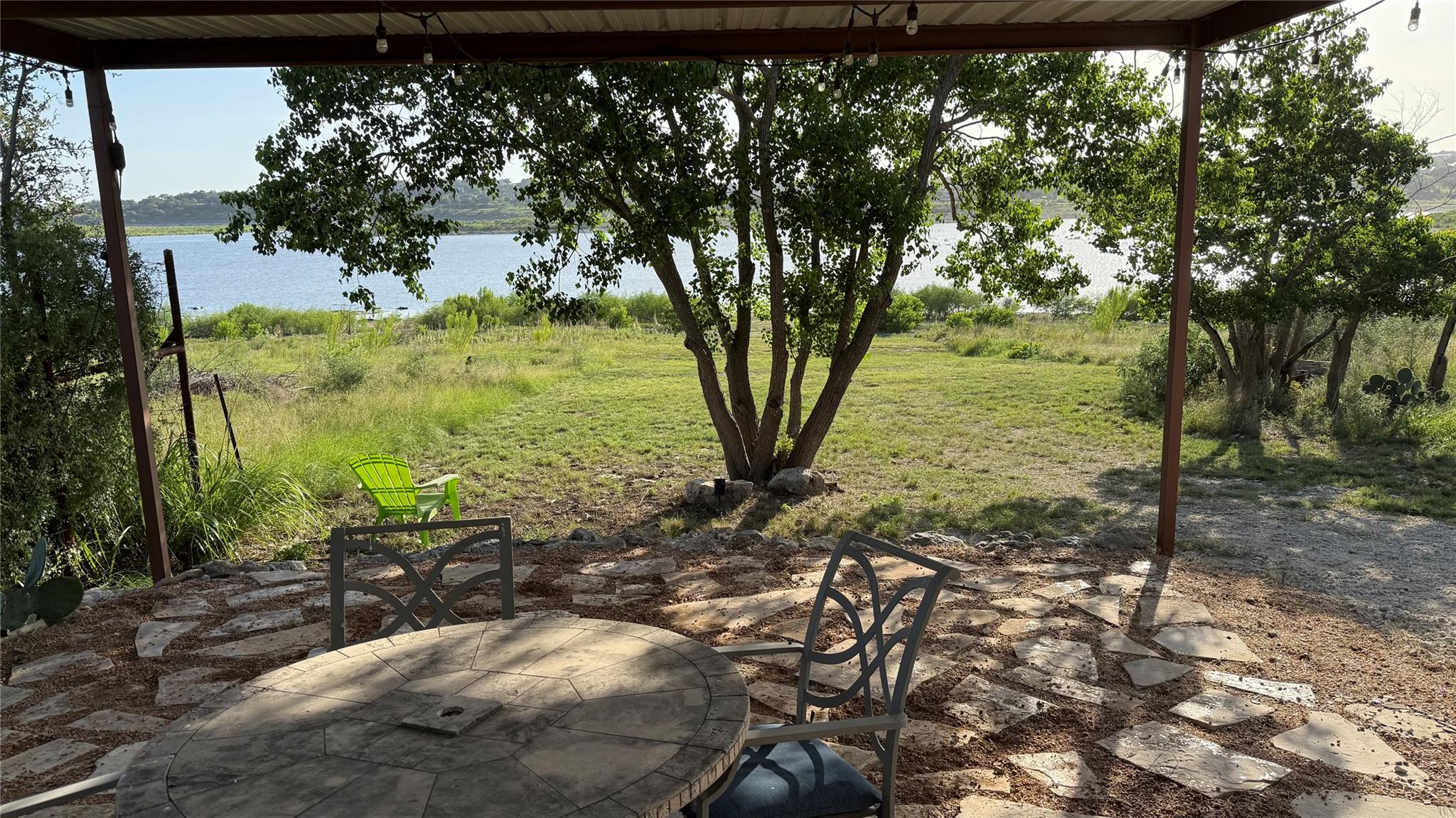 2198 Lakeshore Dr, Canyon Lake, TX 78133