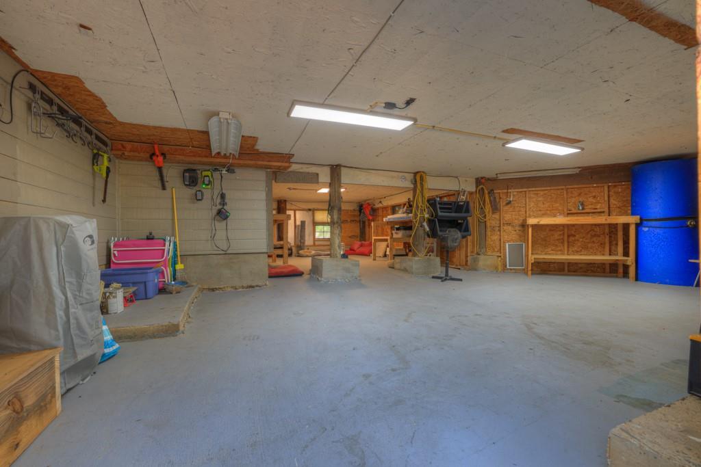 2198 Lakeshore Dr, Canyon Lake, TX 78133