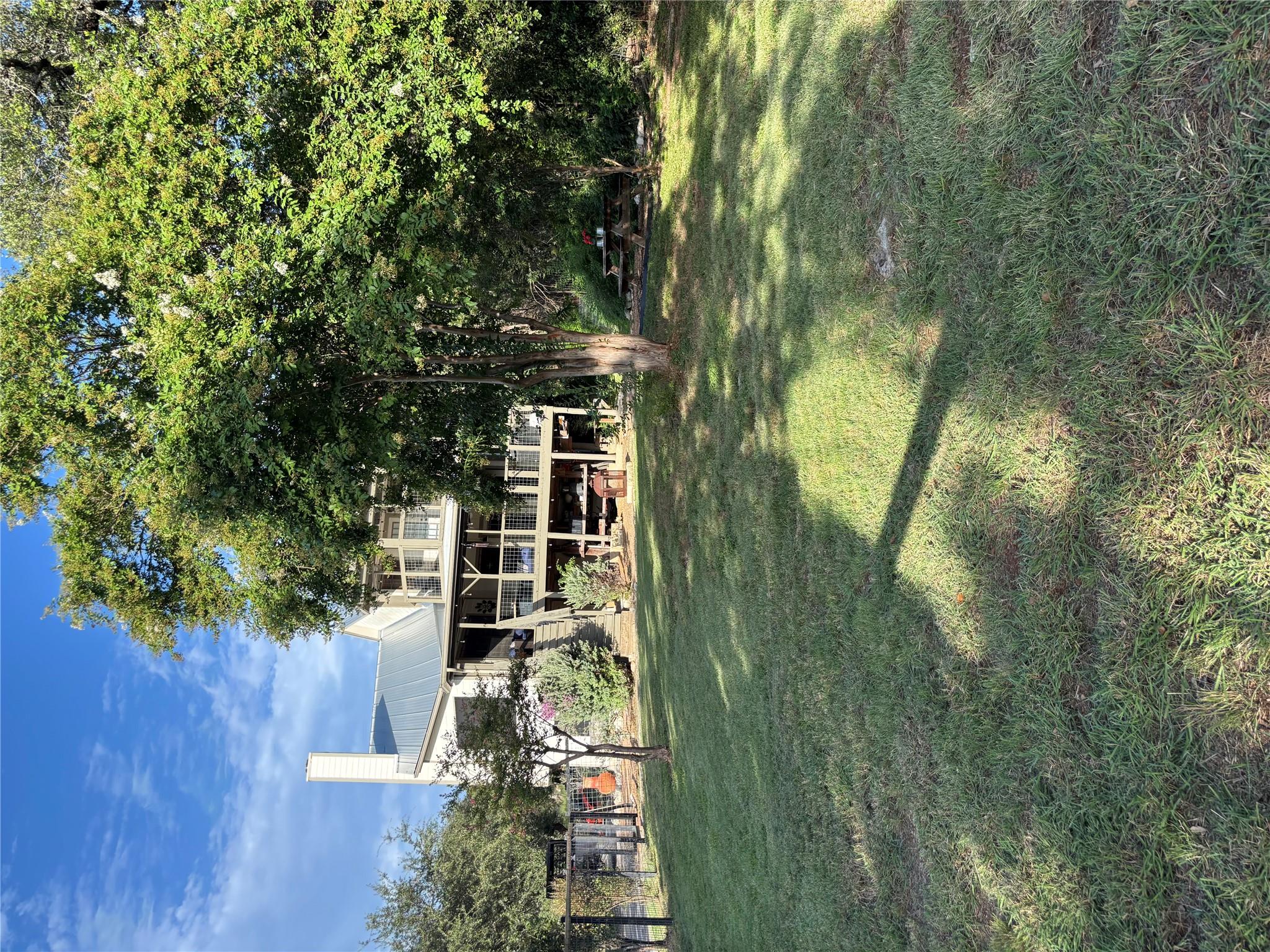 2198 Lakeshore Dr, Canyon Lake, TX 78133