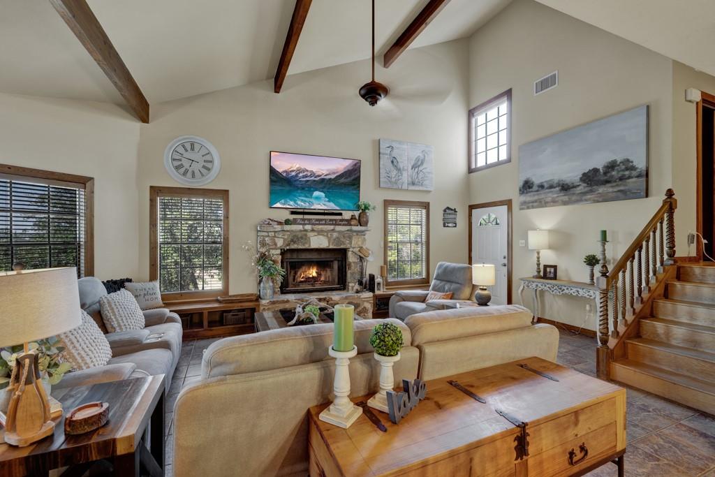 2198 Lakeshore Dr, Canyon Lake, TX 78133