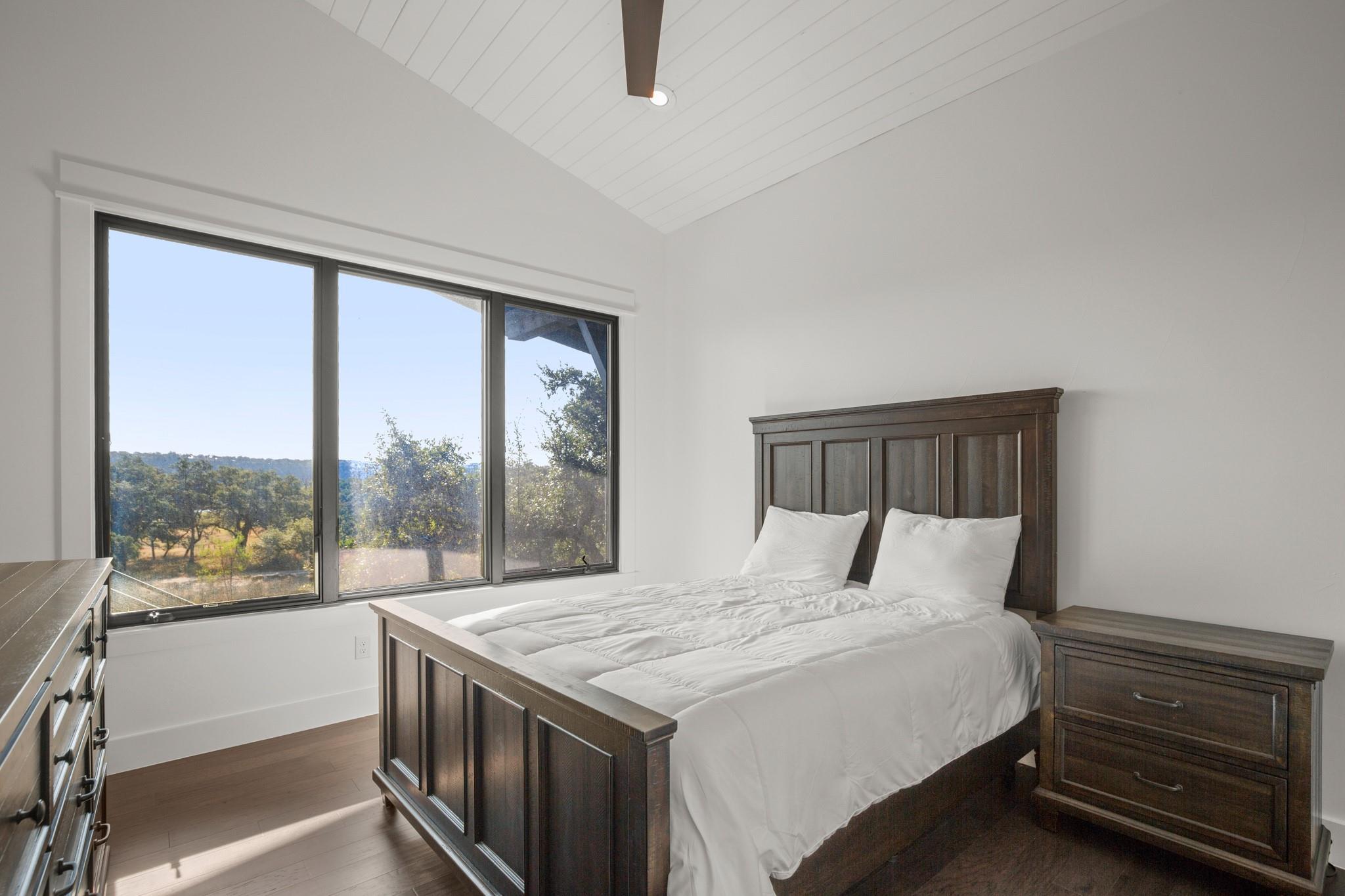 19201 Crusoe Cv # 20, Spicewood, TX 78669