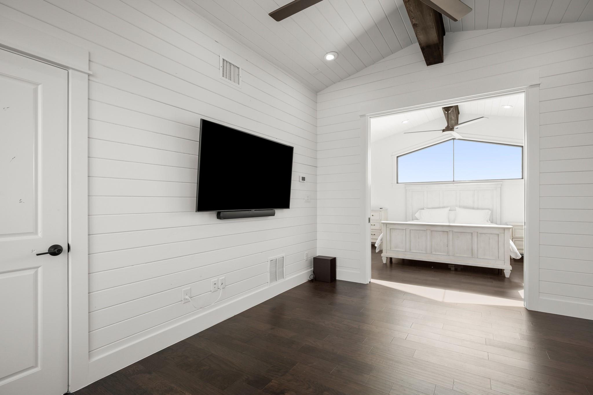 19201 Crusoe Cv # 20, Spicewood, TX 78669