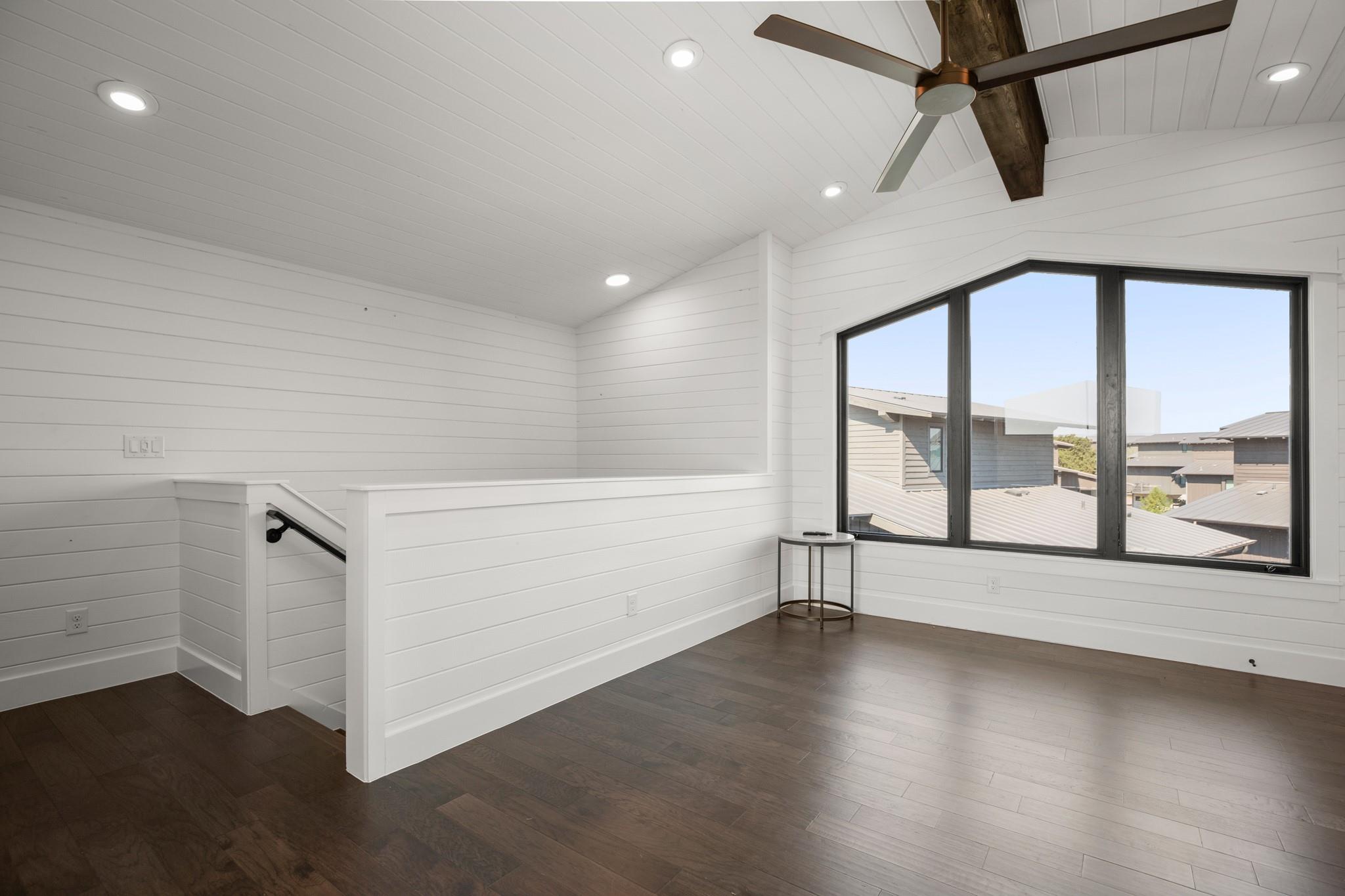 19201 Crusoe Cv # 20, Spicewood, TX 78669