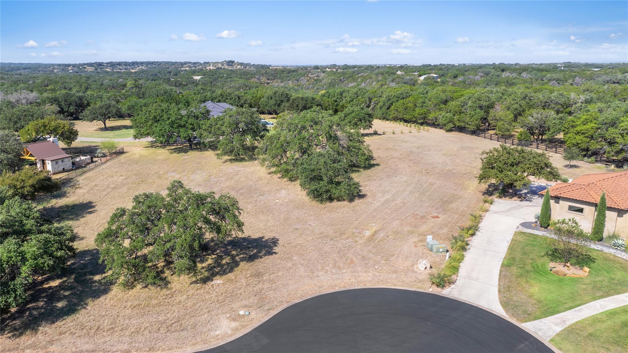 1409 Majestic Hills Blvd, Spicewood, TX 78669