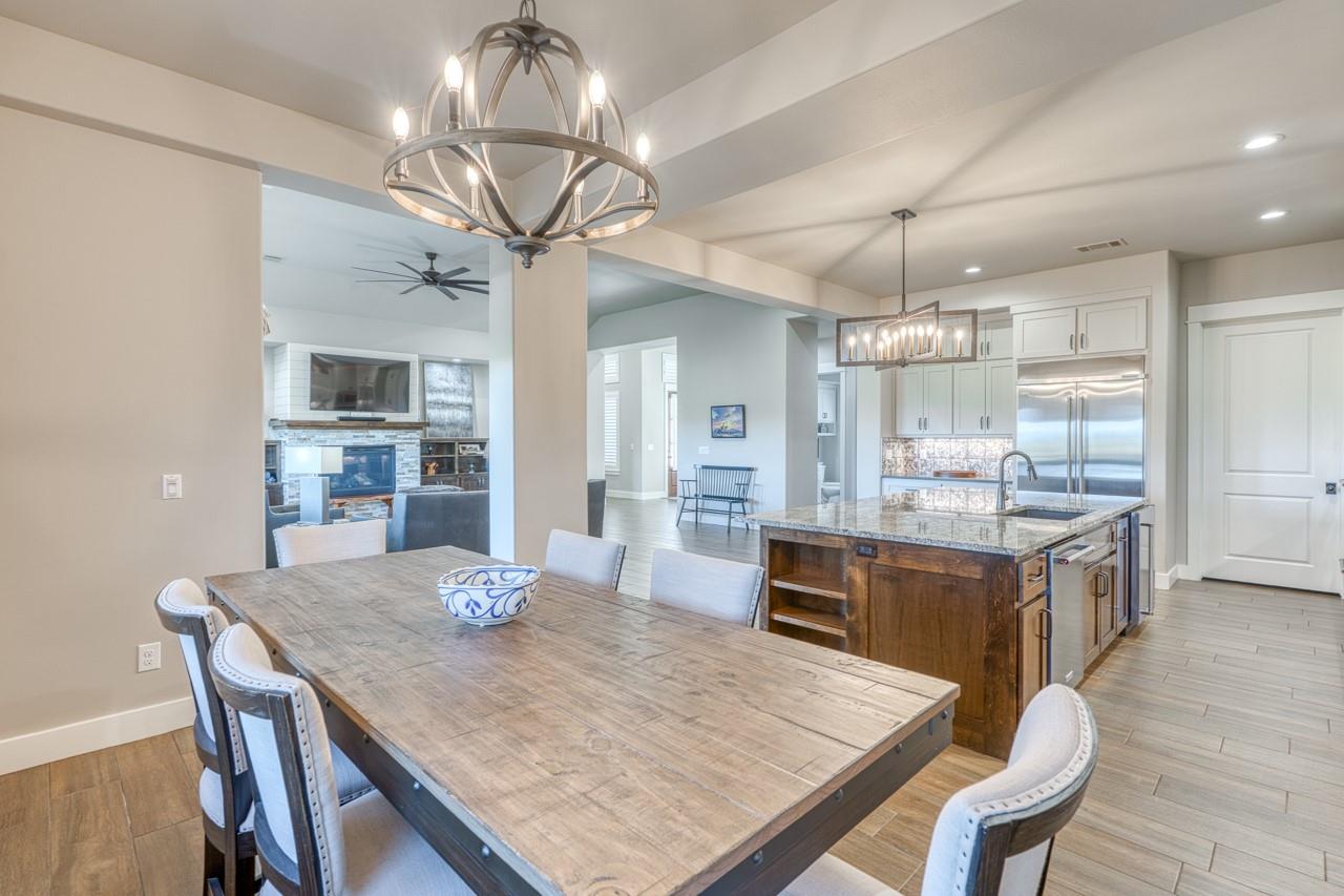 124 Apache Tears Dr, Horseshoe Bay, TX 78657