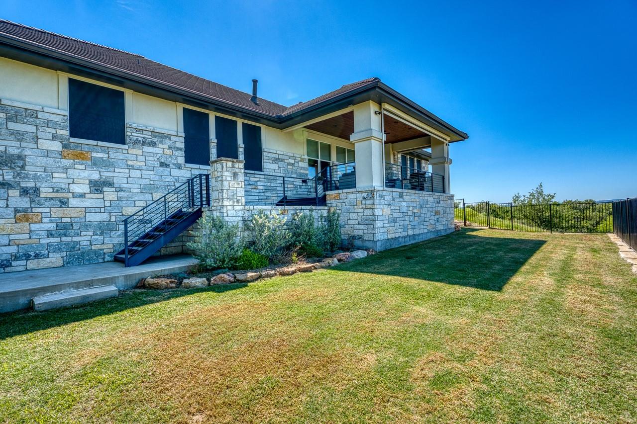 124 Apache Tears Dr, Horseshoe Bay, TX 78657