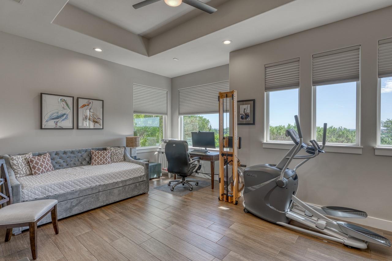 124 Apache Tears Dr, Horseshoe Bay, TX 78657