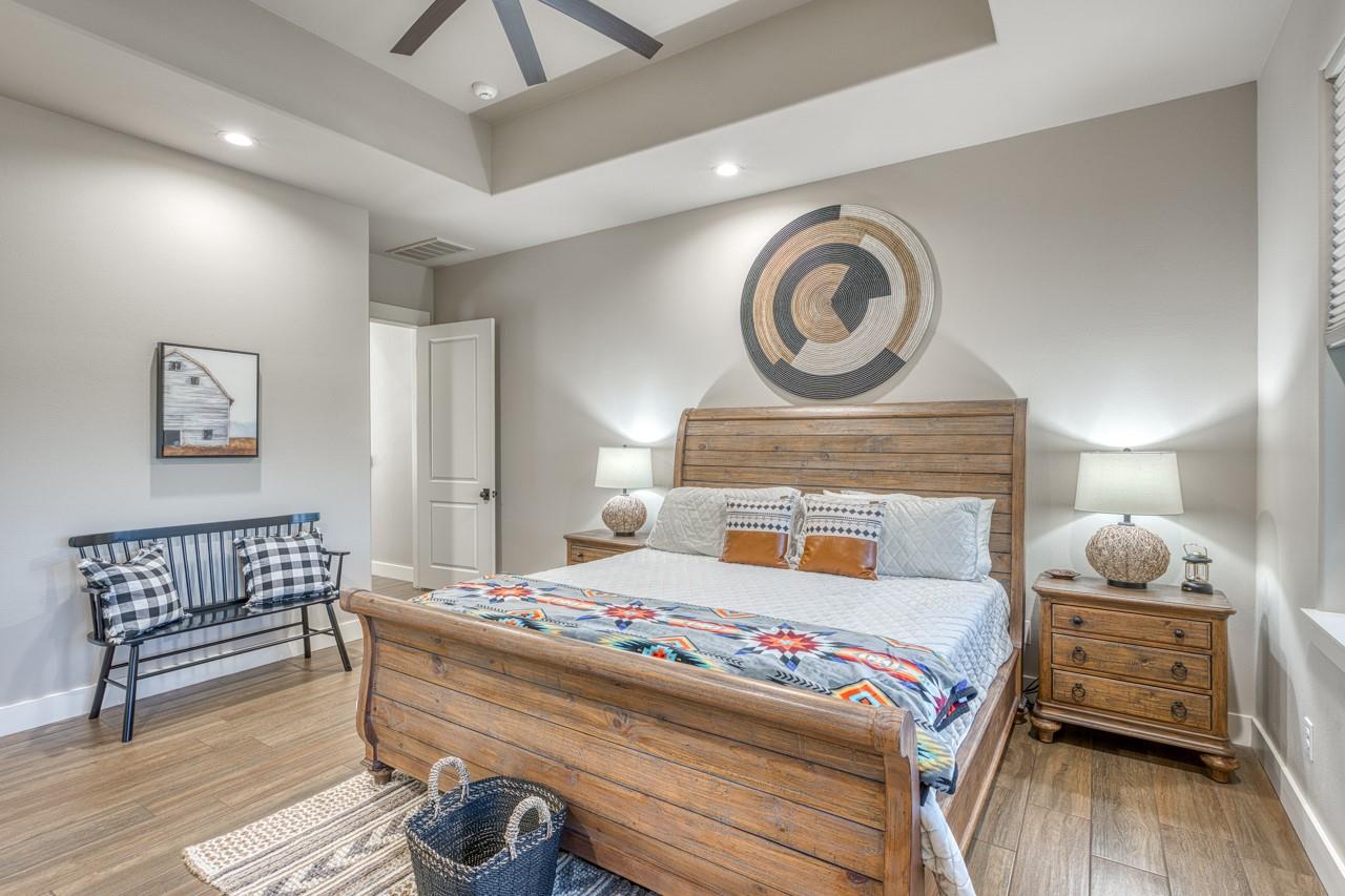 124 Apache Tears Dr, Horseshoe Bay, TX 78657