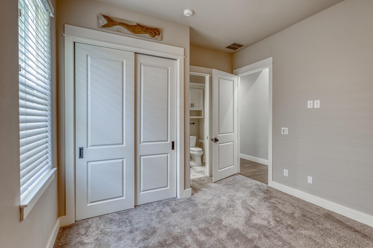 124 Apache Tears Dr, Horseshoe Bay, TX 78657