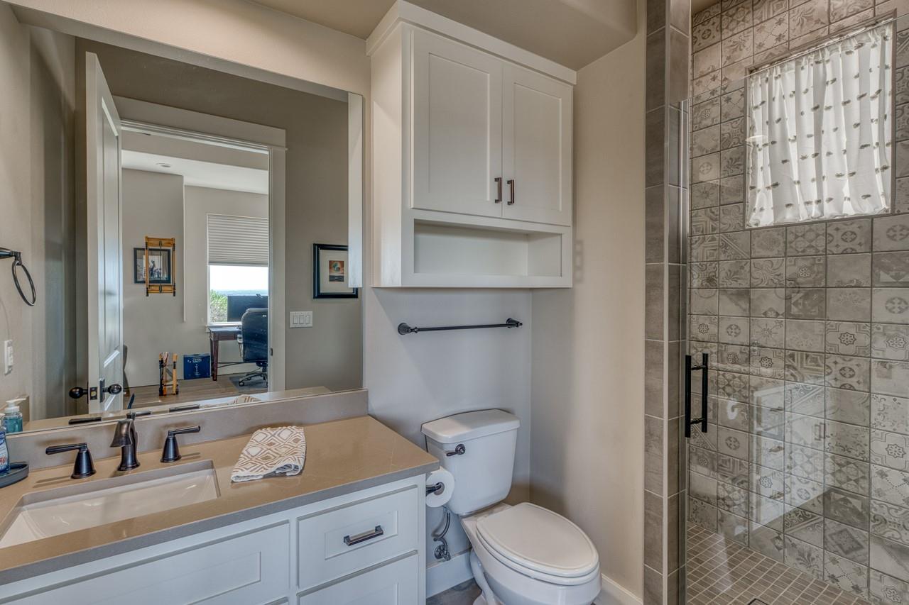 124 Apache Tears Dr, Horseshoe Bay, TX 78657