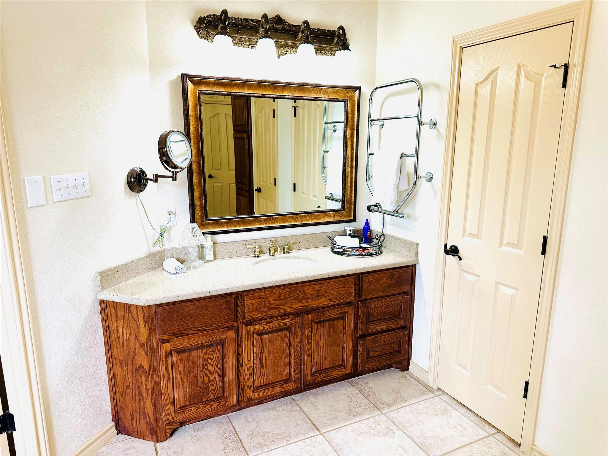 300 Copper Ln, Leander, TX 78641