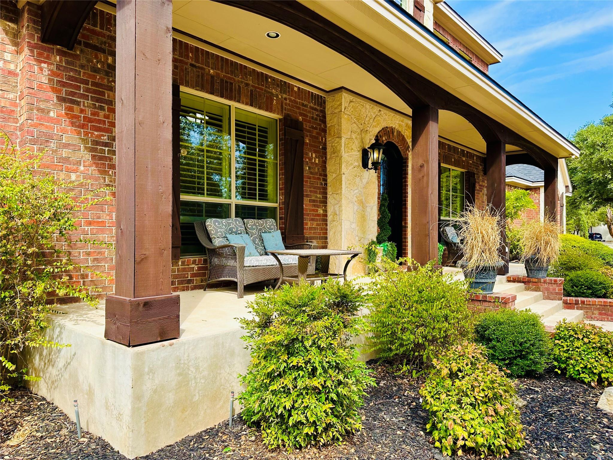 300 Copper Ln, Leander, TX 78641