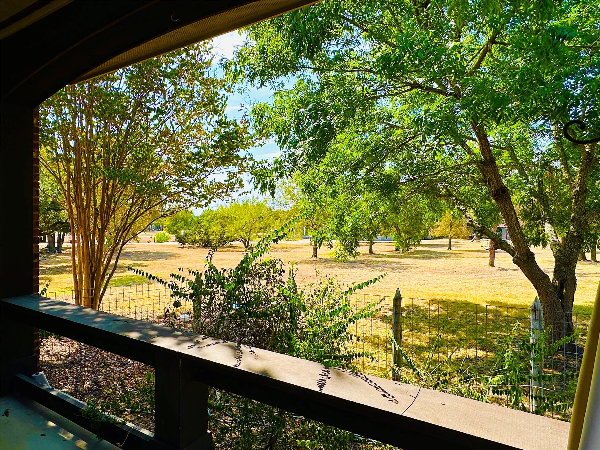 300 Copper Ln, Leander, TX 78641