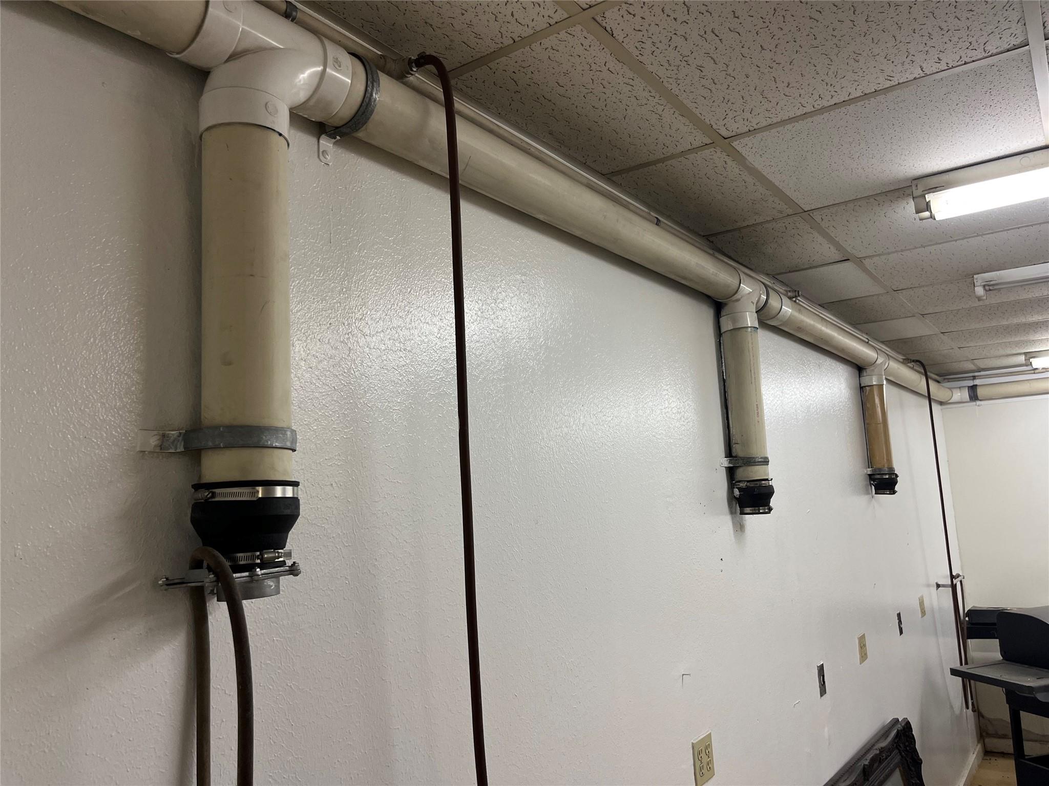 741 Knobbs Rd, McDade, TX 78650