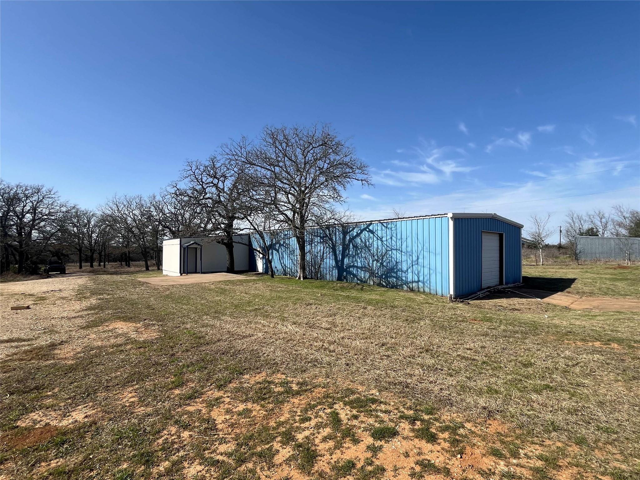 741 Knobbs Rd, McDade, TX 78650